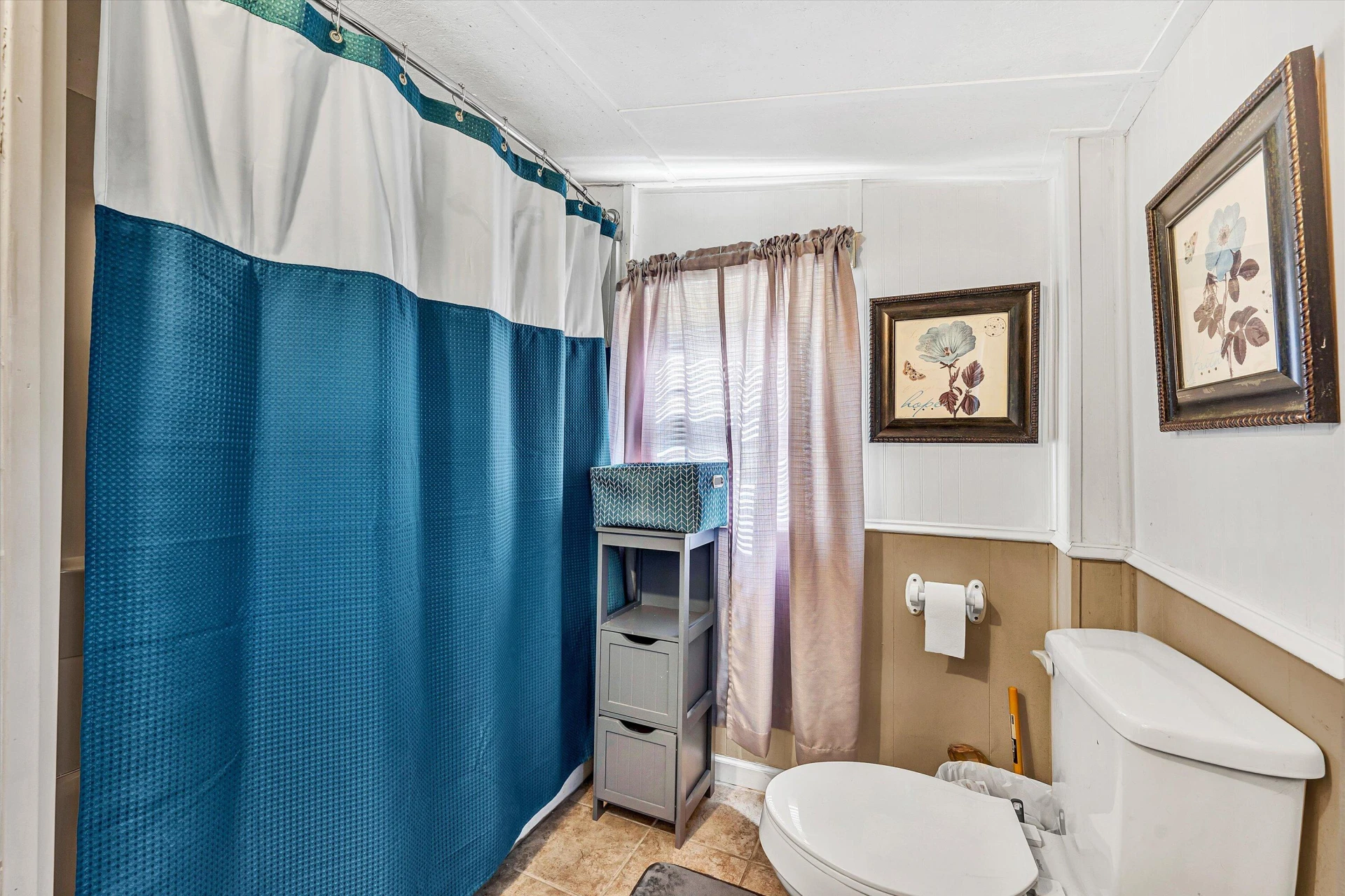 2248 Vale AVE NE - Photo 17