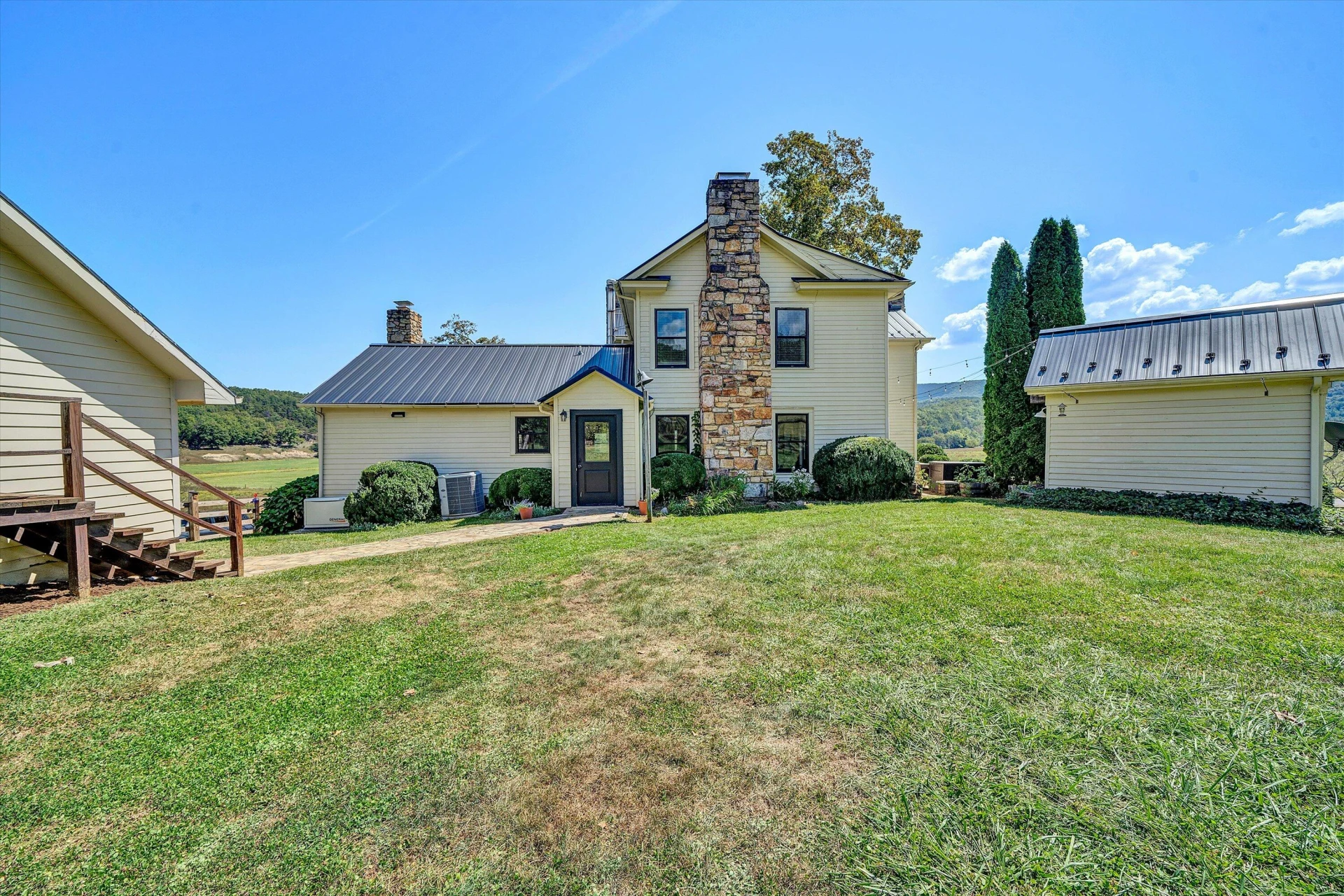 17559 Johns Creek RD - Photo 81