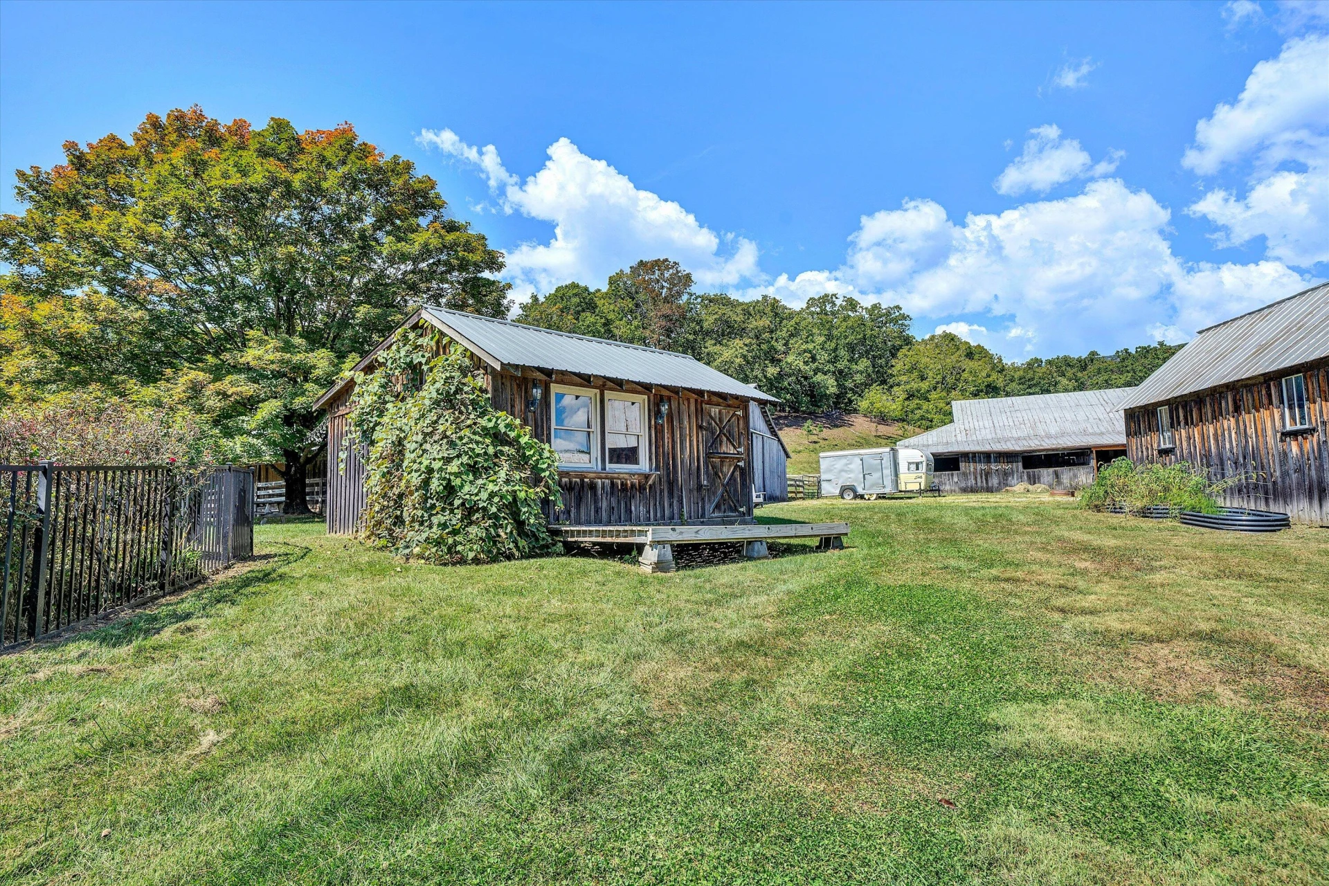 17559 Johns Creek RD - Photo 82