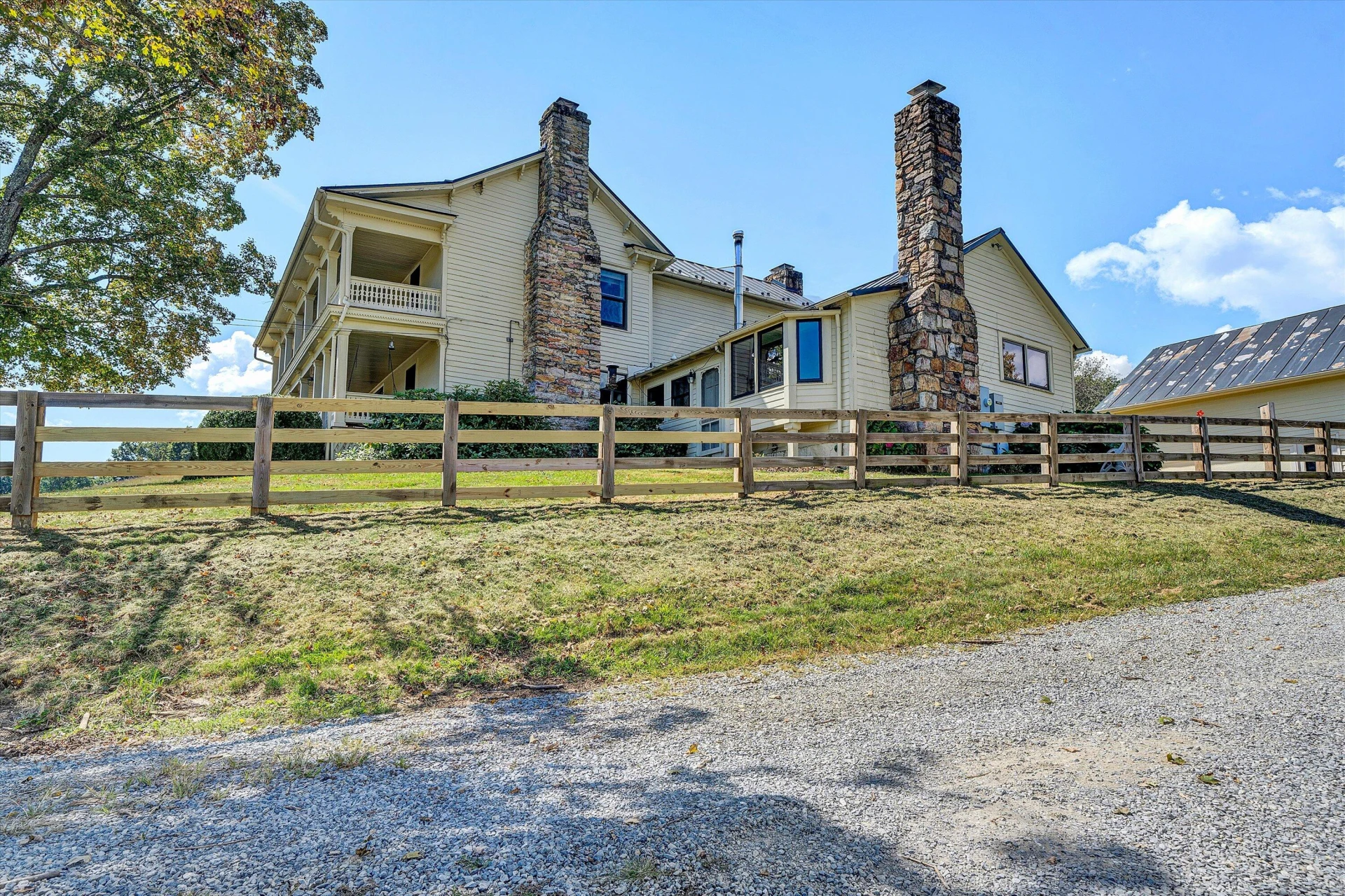 17559 Johns Creek RD - Photo 98