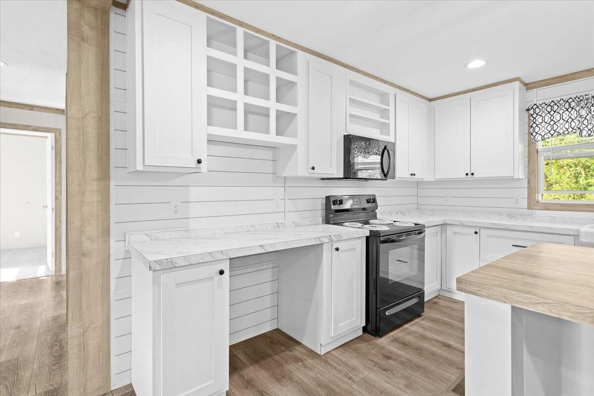 970 Ridgeway DR - Photo 11