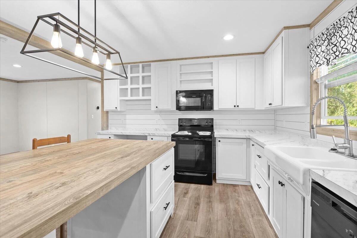 970 Ridgeway DR - Photo 14