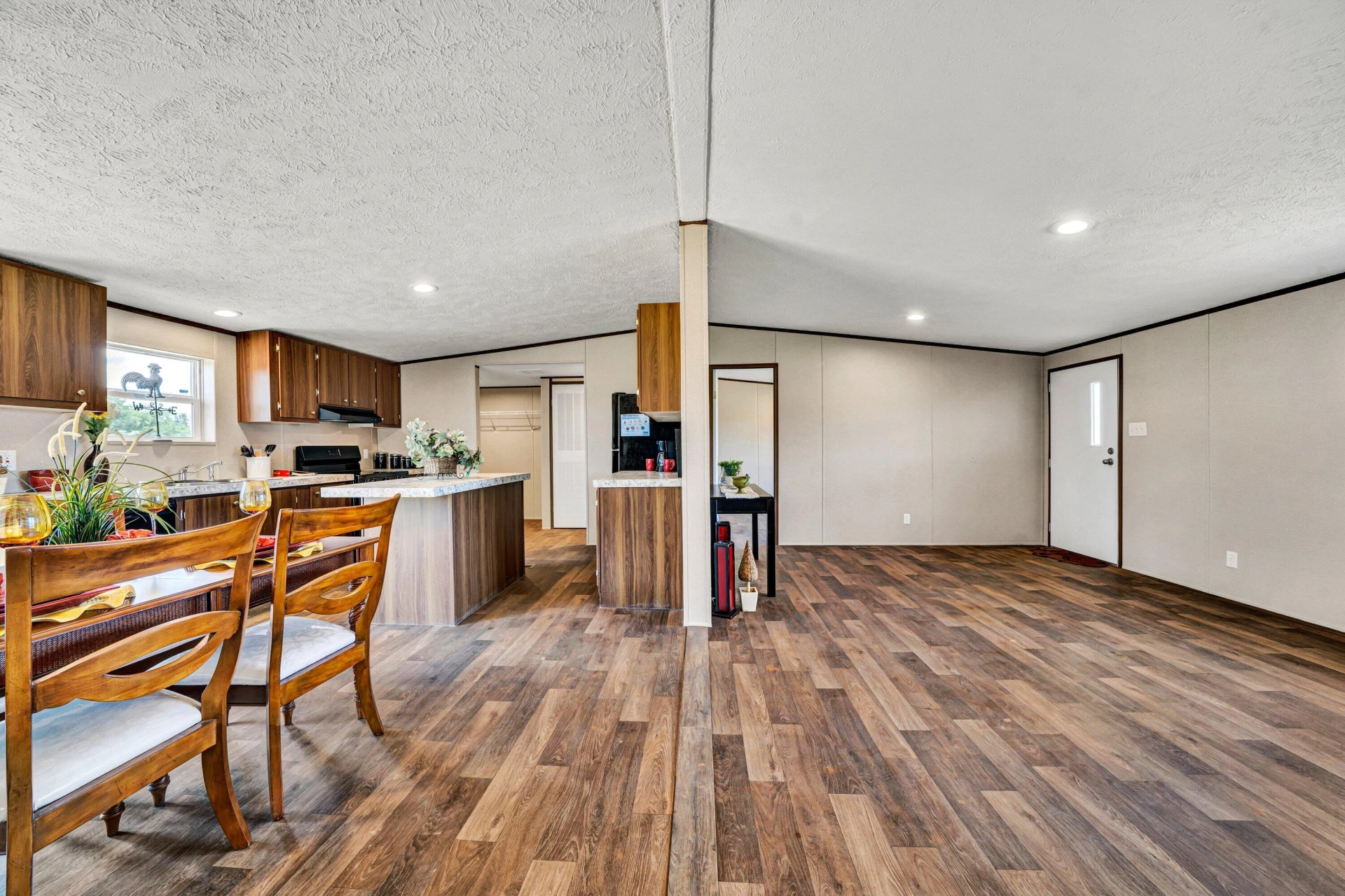 2236 Lipscomb RD - Photo 10