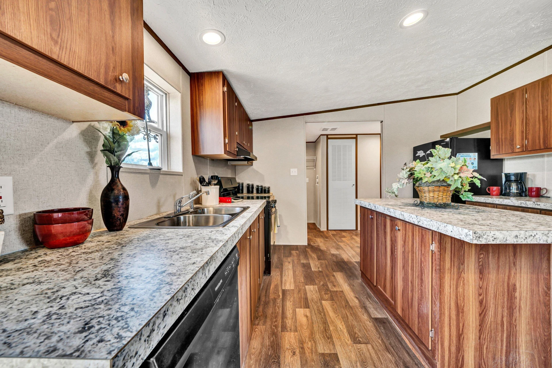 2236 Lipscomb RD - Photo 14