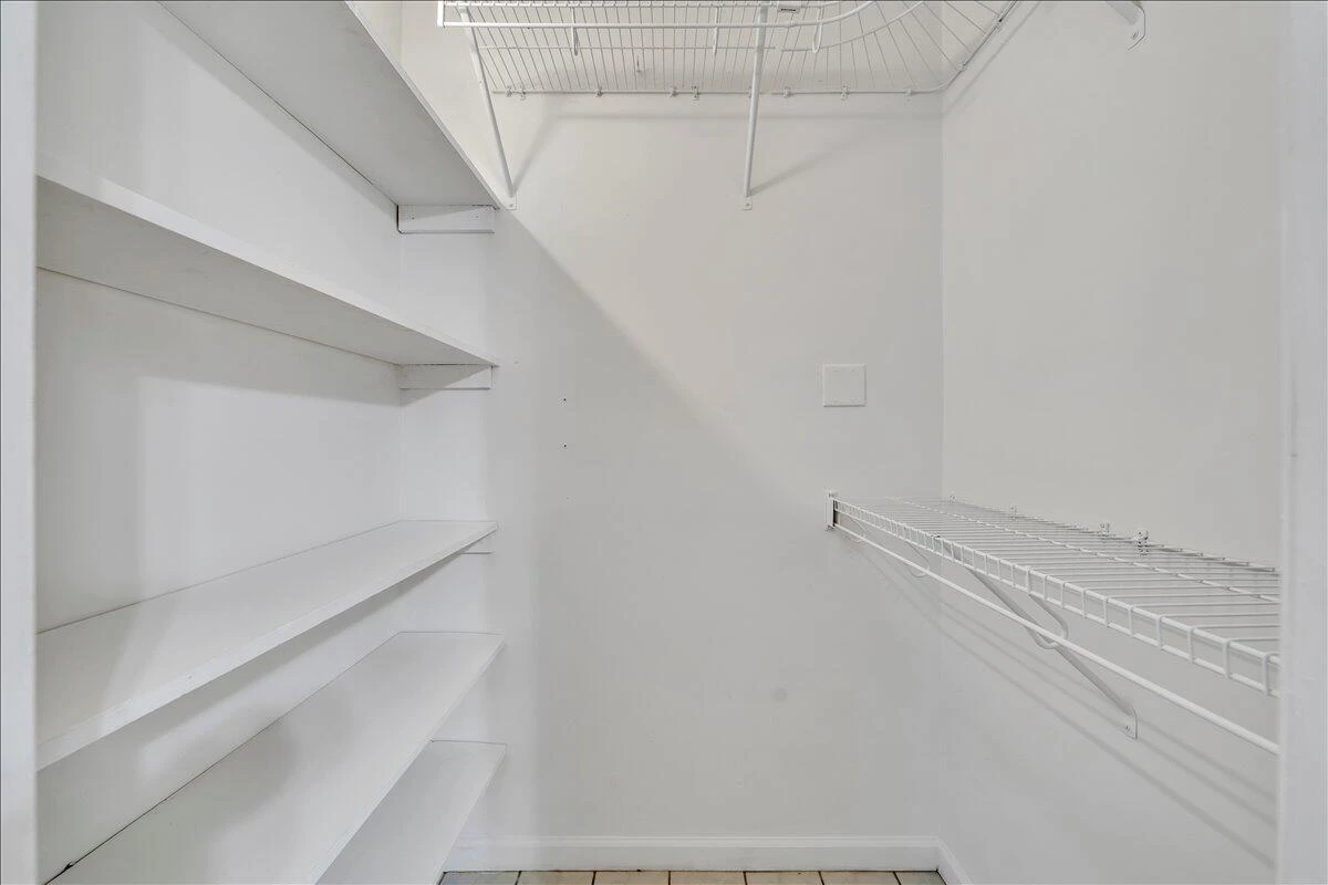 3328 Fleetwood AVE - Photo 36