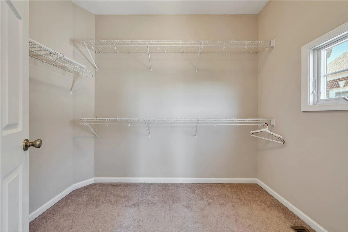 3818 Greenway DR SW - Photo 25