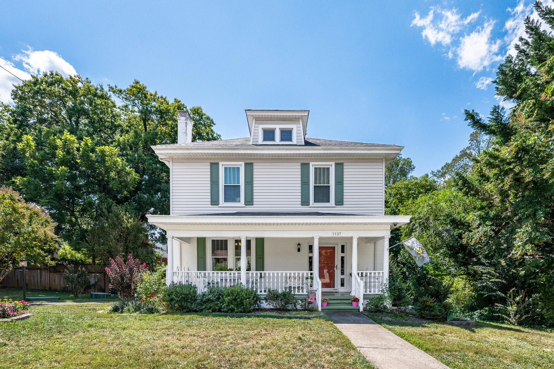 1137 Rhode Island AVE