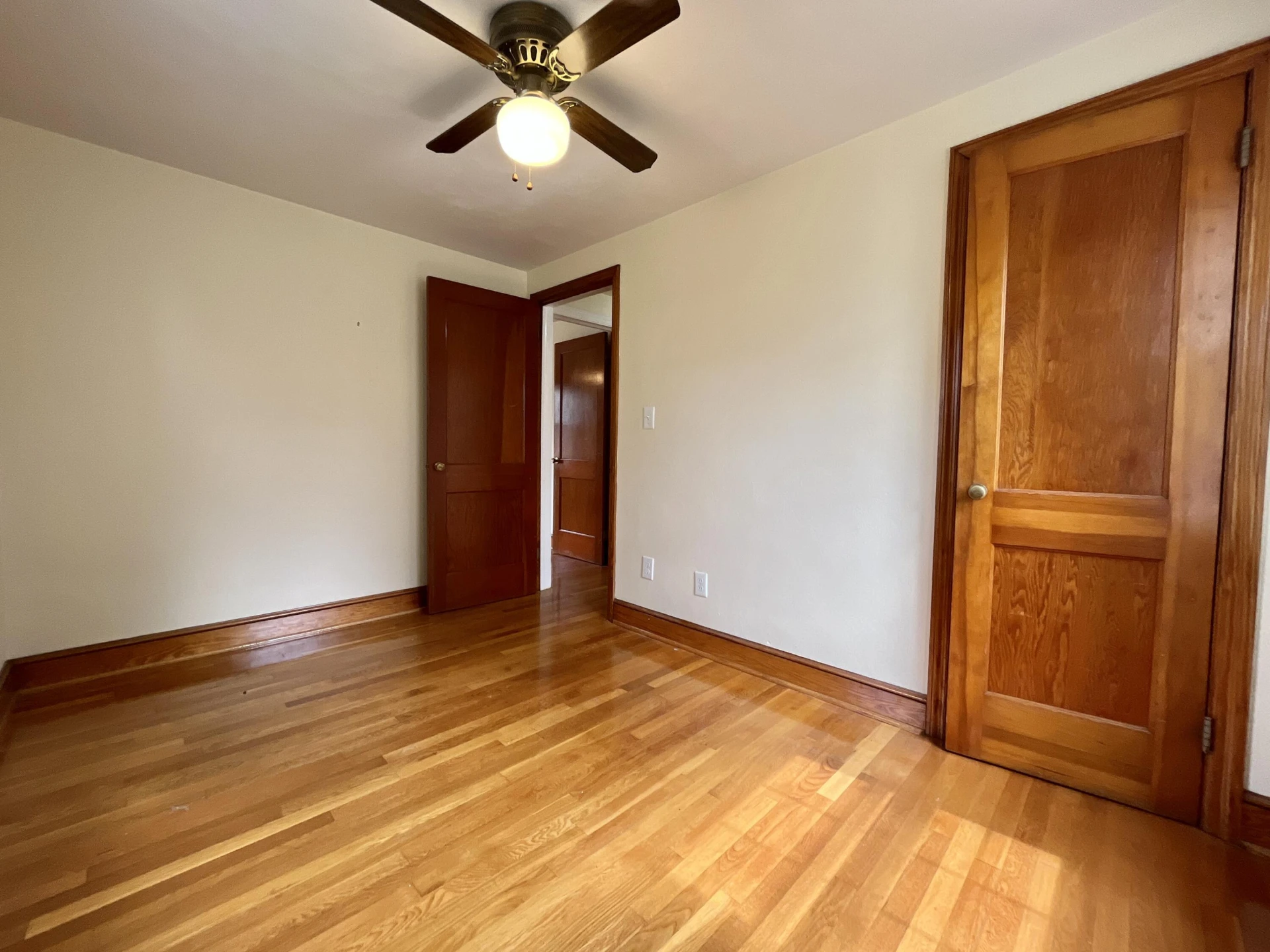 1137 Halliahurst AVE - Photo 13
