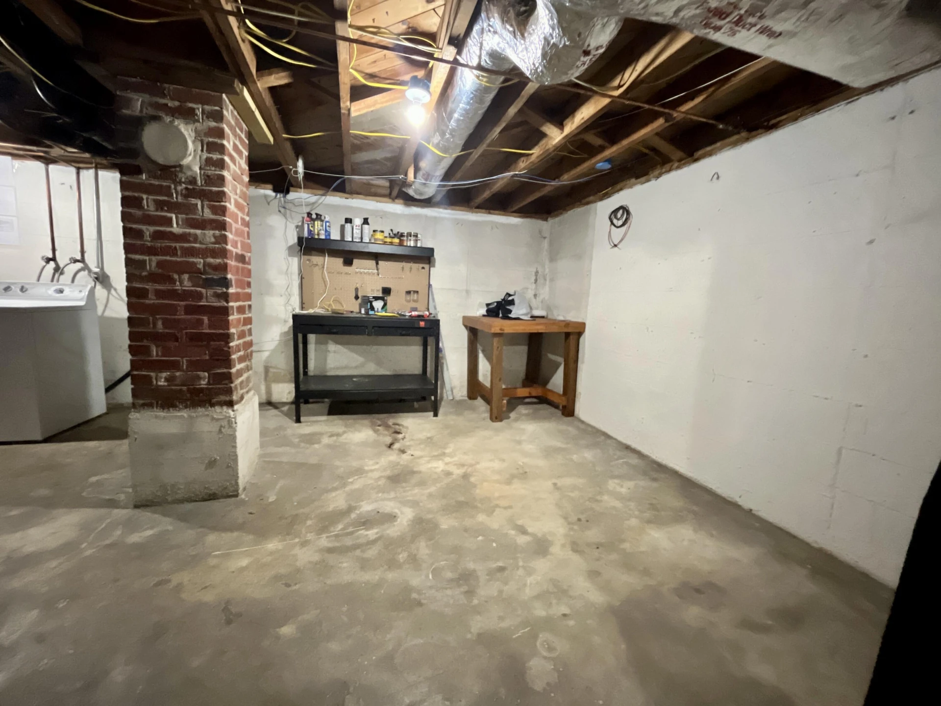 1137 Halliahurst AVE - Photo 27
