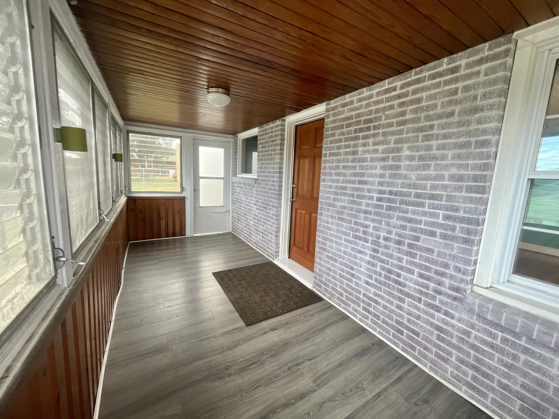 1137 Halliahurst AVE - Photo 34