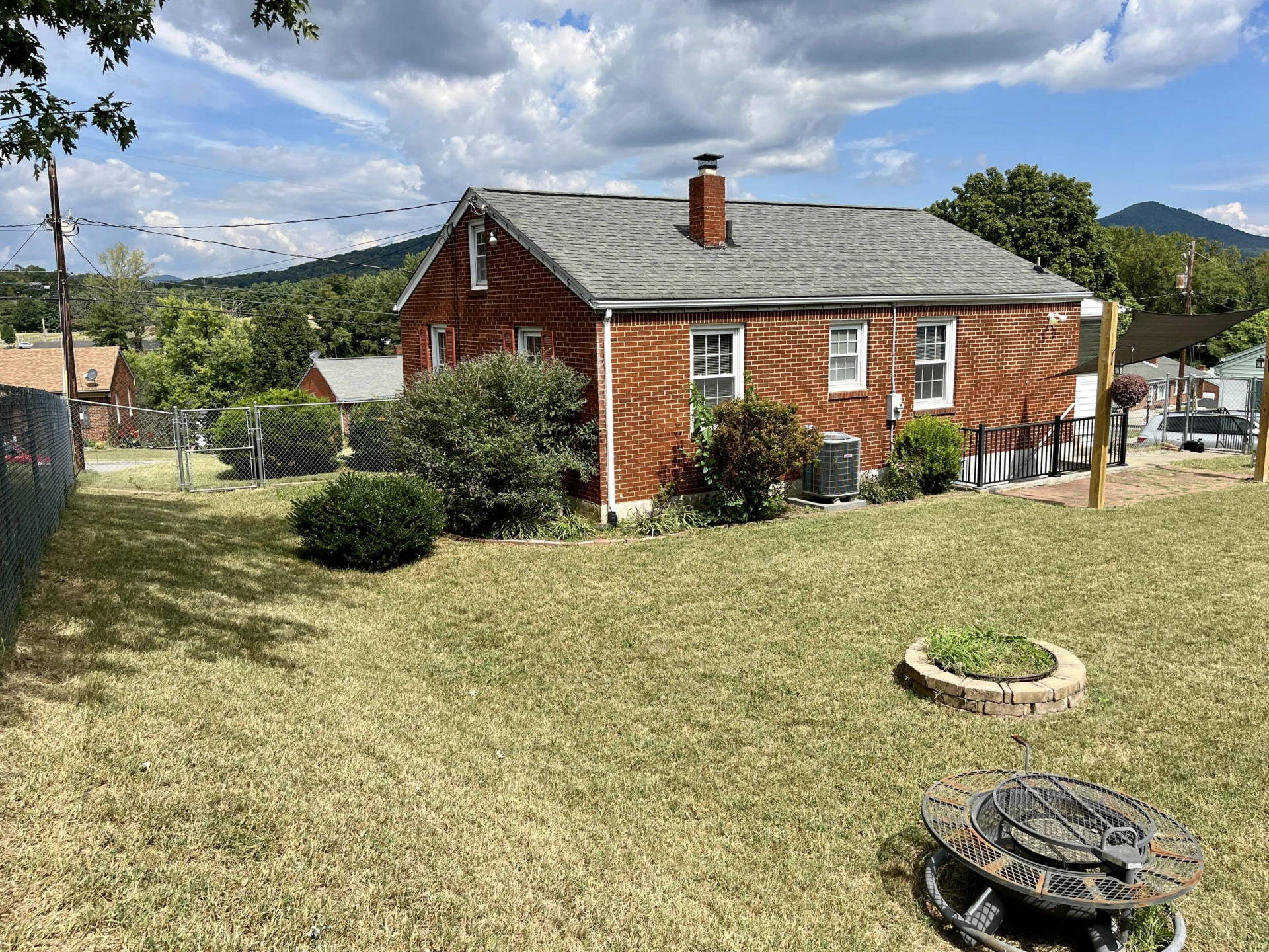 1137 Halliahurst AVE - Photo 41