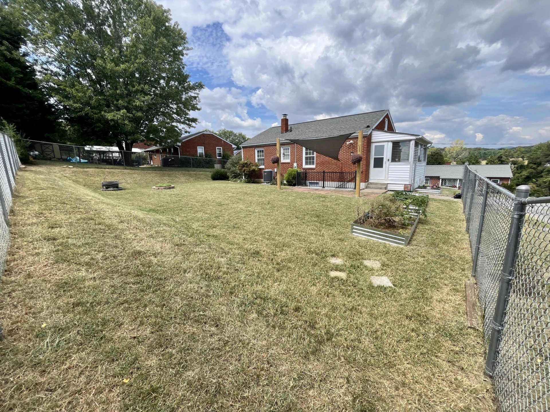 1137 Halliahurst AVE - Photo 42