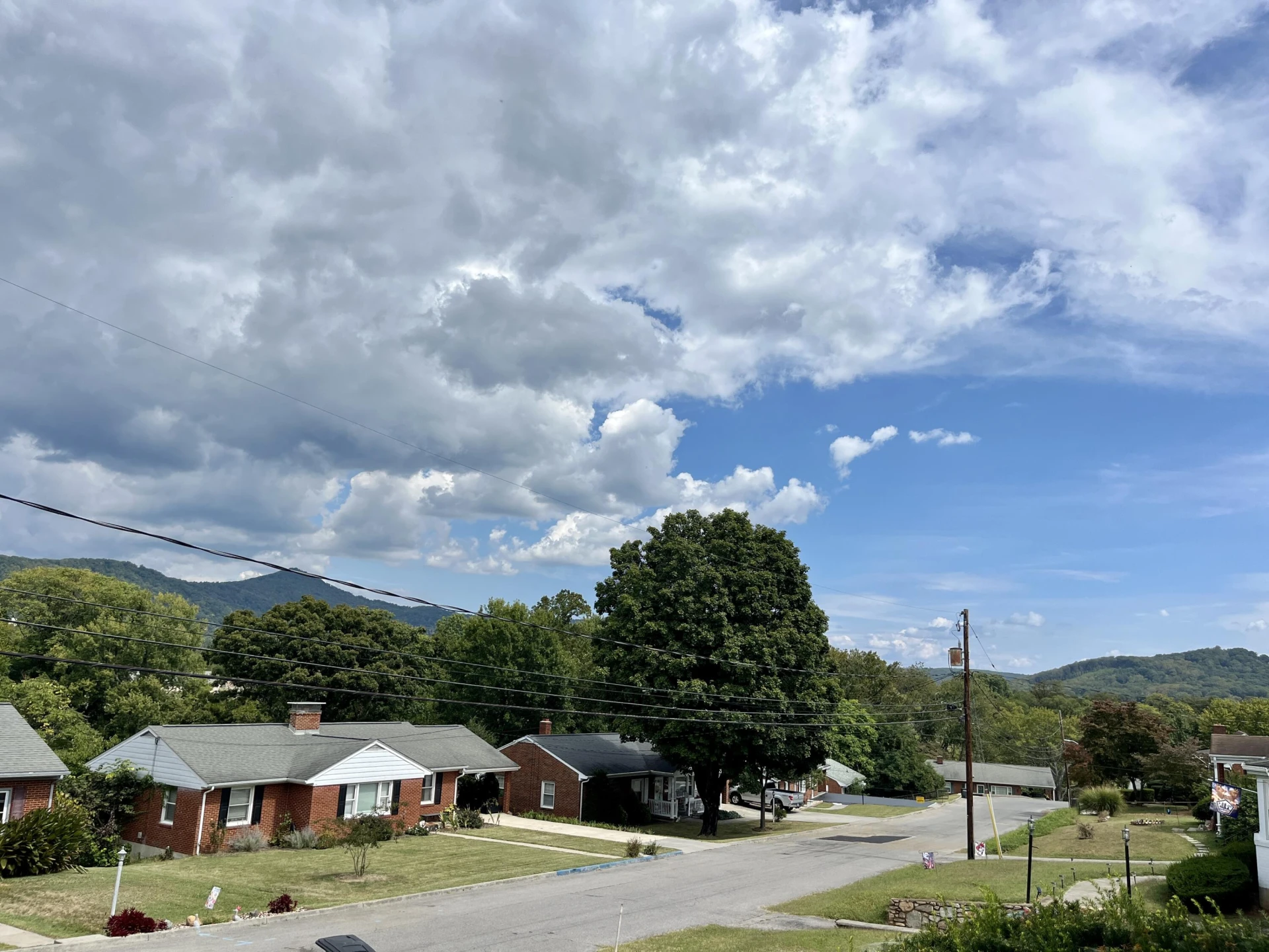1137 Halliahurst AVE - Photo 44