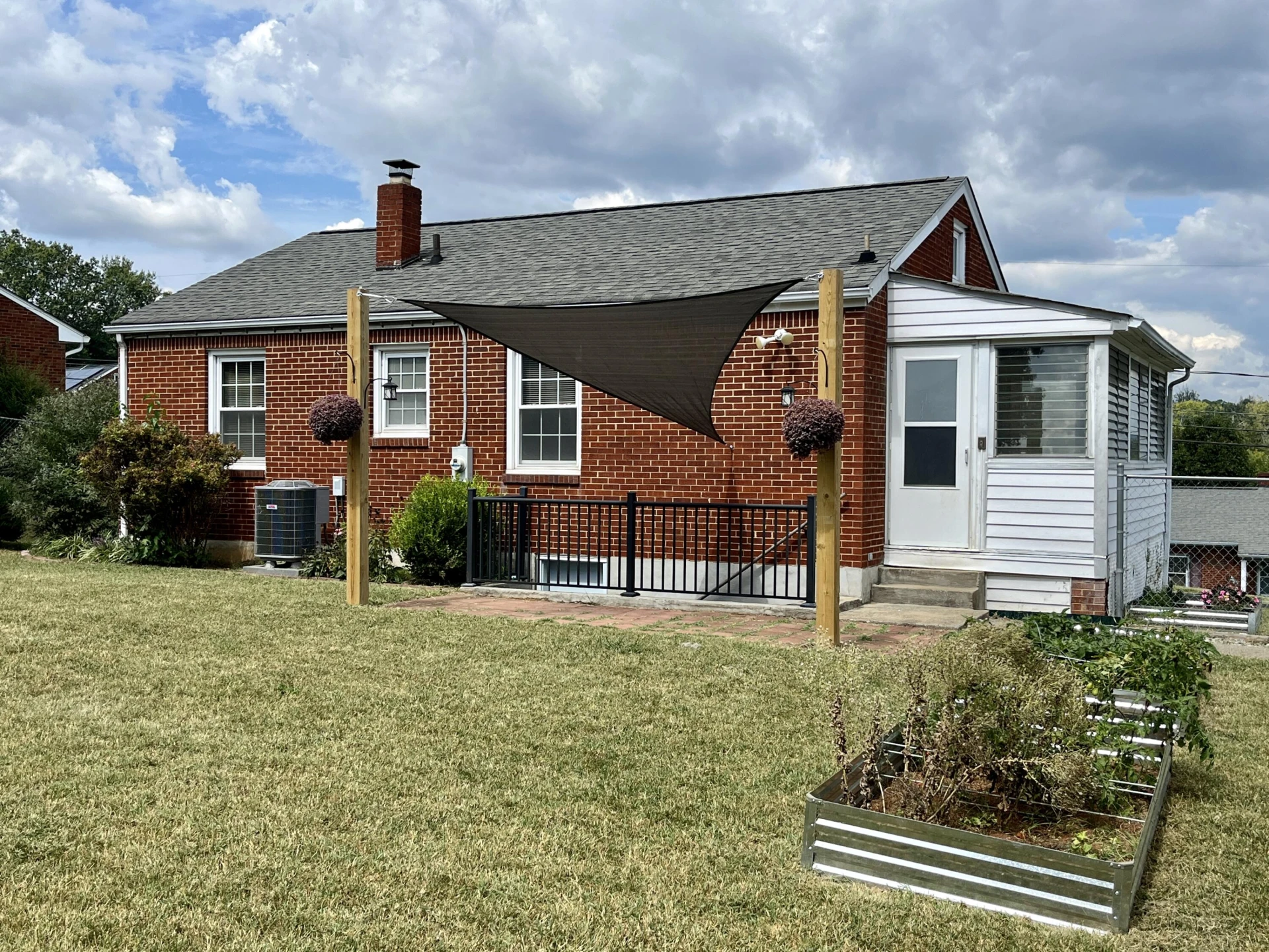 1137 Halliahurst AVE - Photo 45