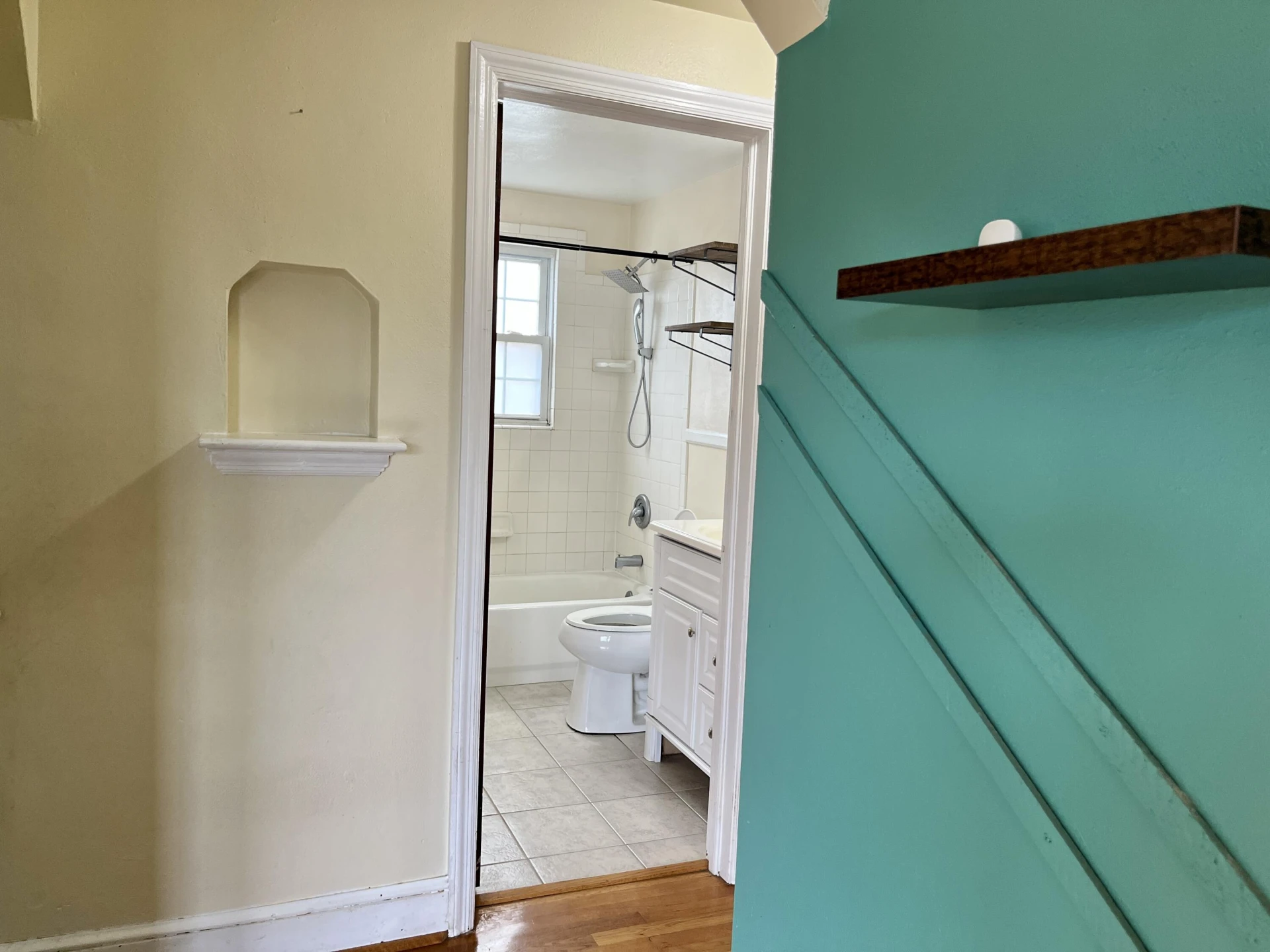 1137 Halliahurst AVE - Photo 7