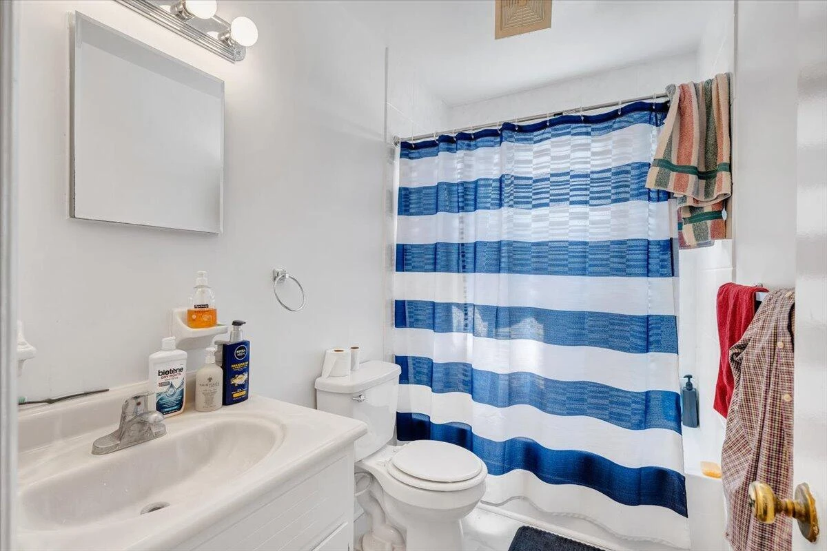 4419 Old Virginia ST NE #& 4421 - Photo 16