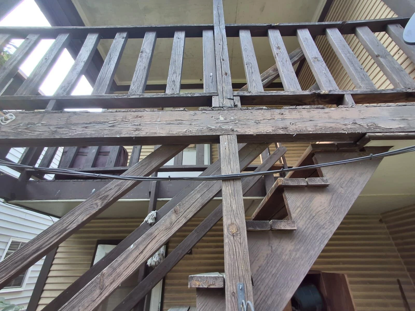 1503 Wise AVE SE - Photo 46