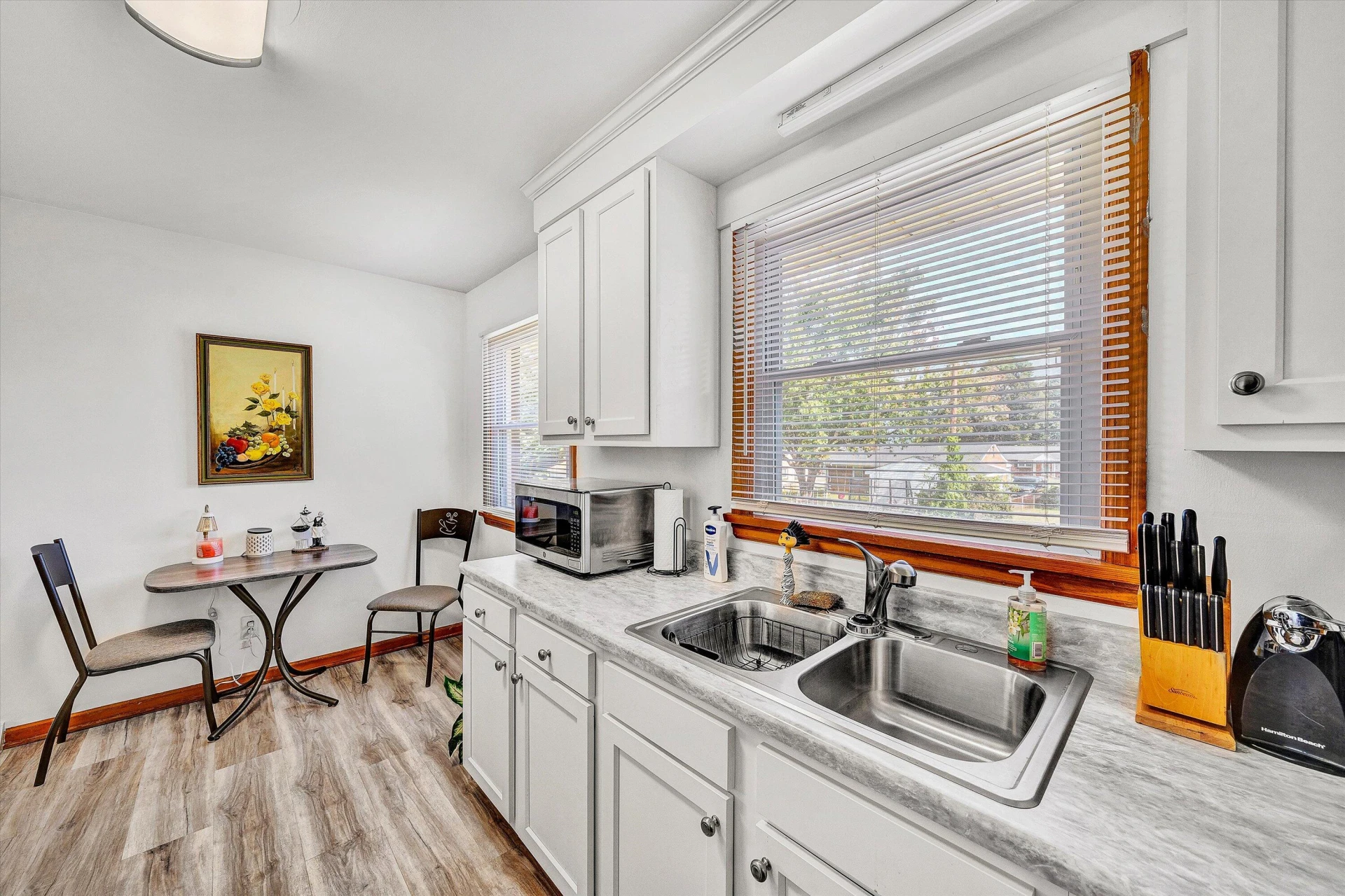 1423 Haydon ST - Photo 5