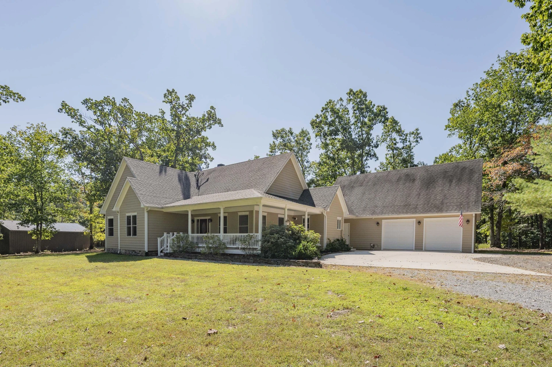 2815 Cobbs Mountain RD