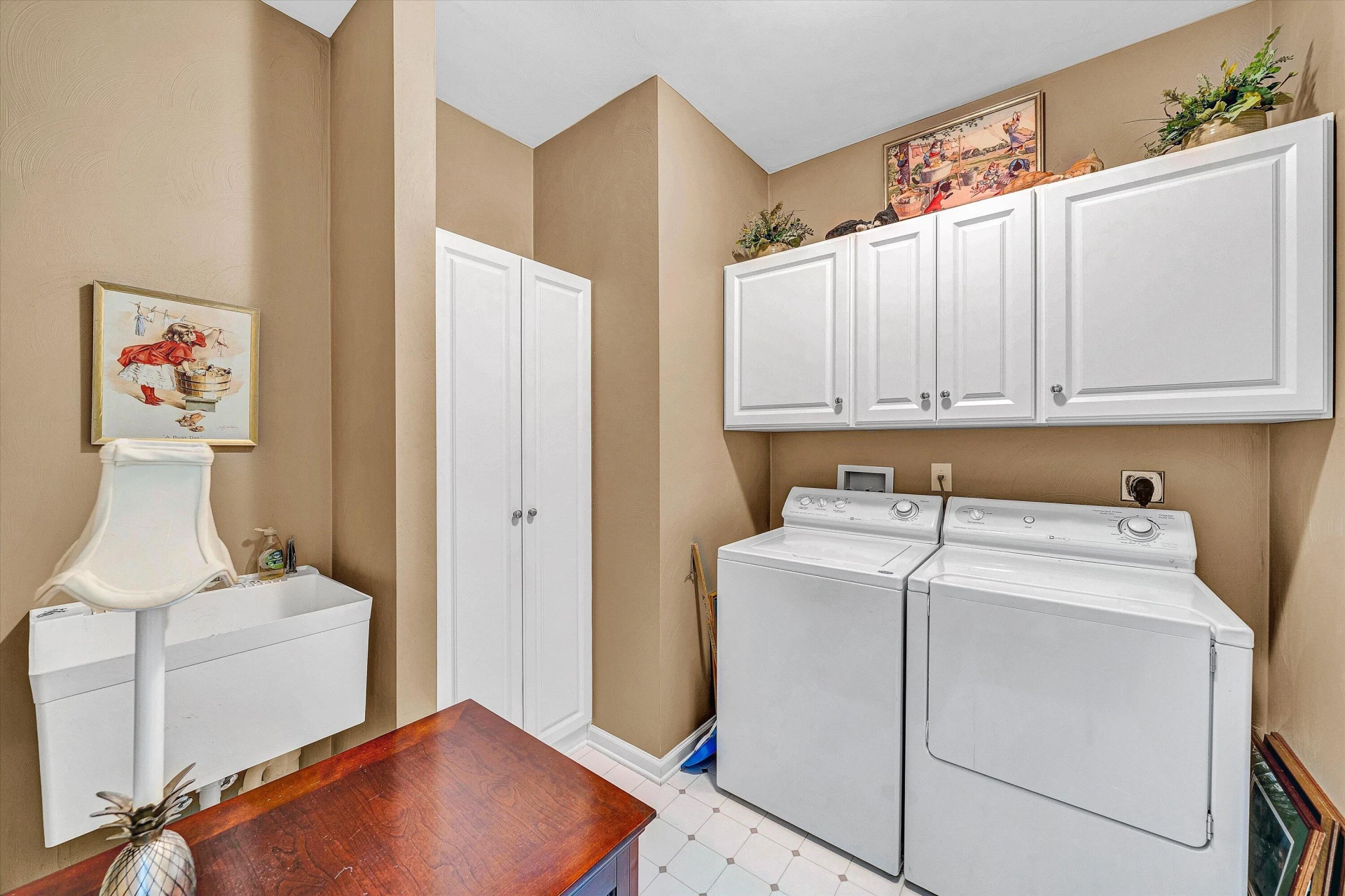 1351 Aarons Run CIR - Photo 15