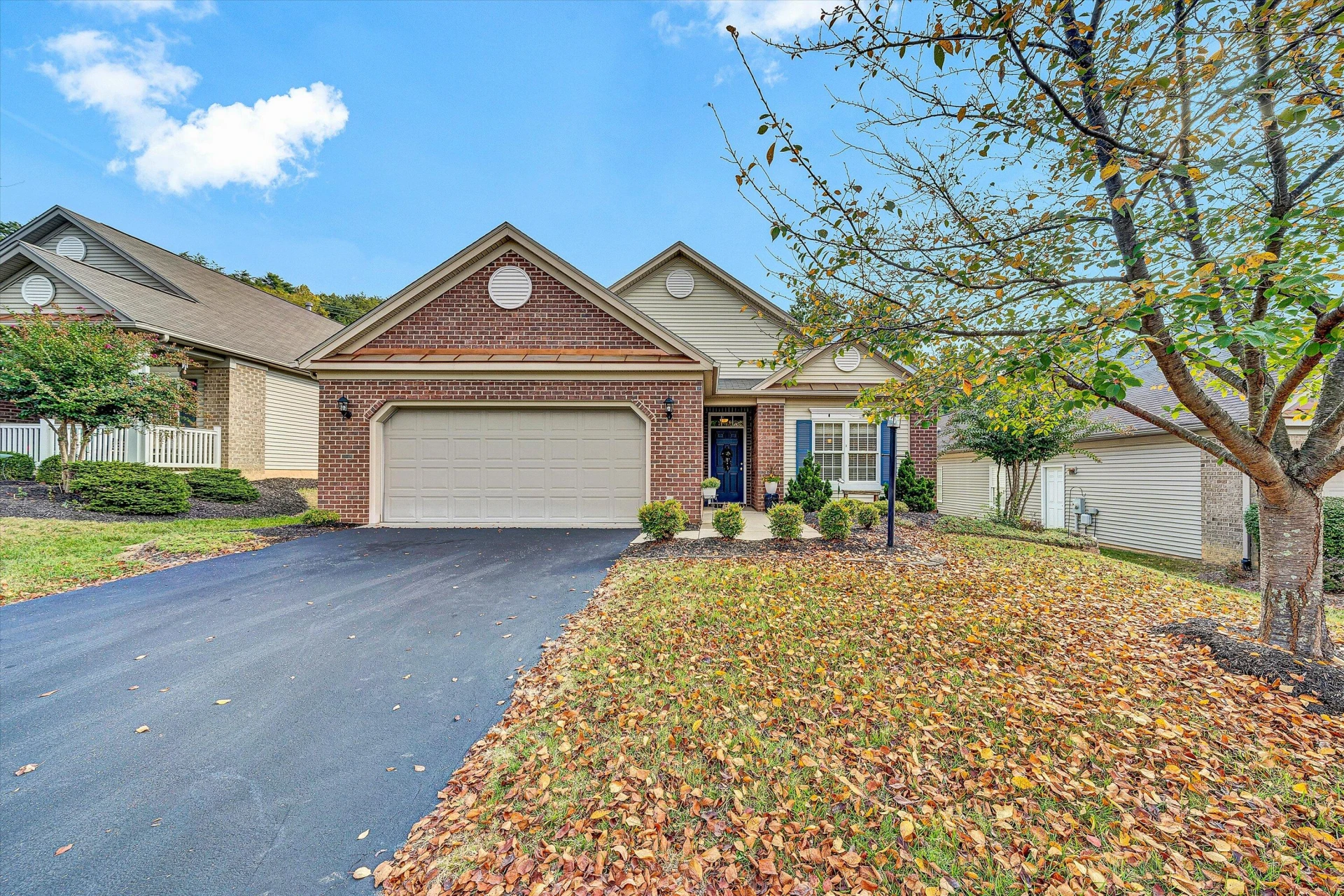 1351 Aarons Run CIR - Photo 3