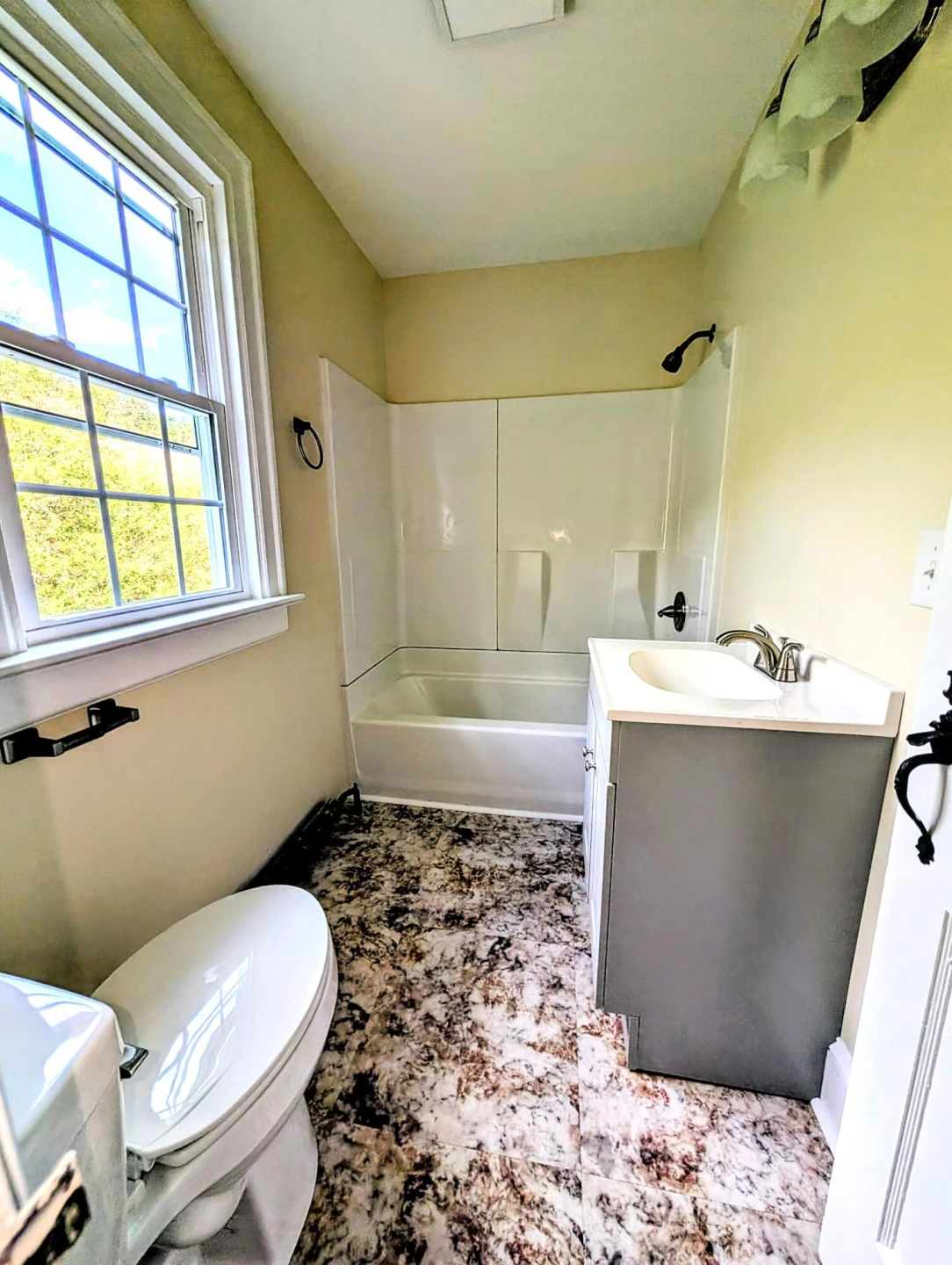 3403 Bennington LN - Photo 12
