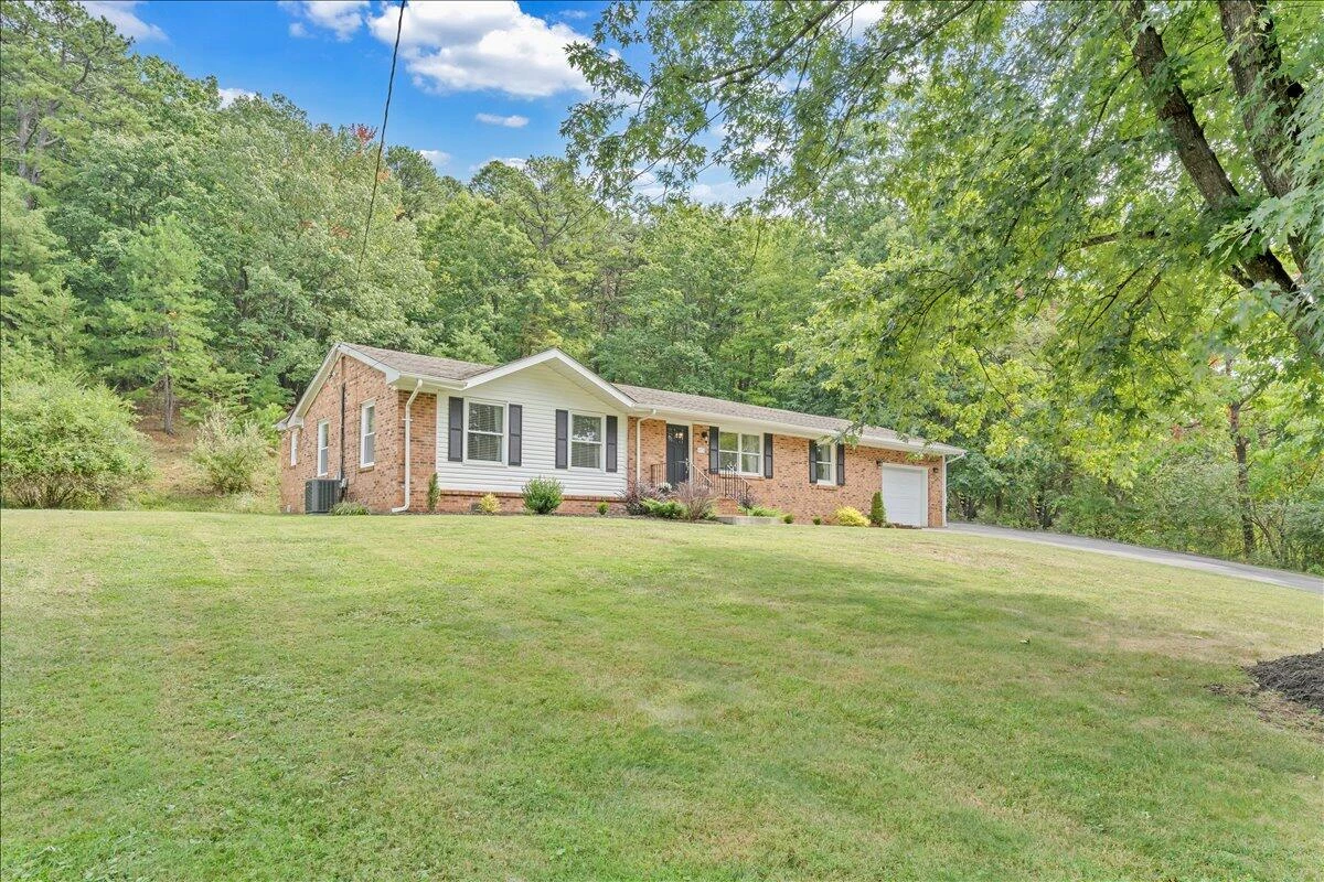 4374 Van Winkle RD SW - Photo 48