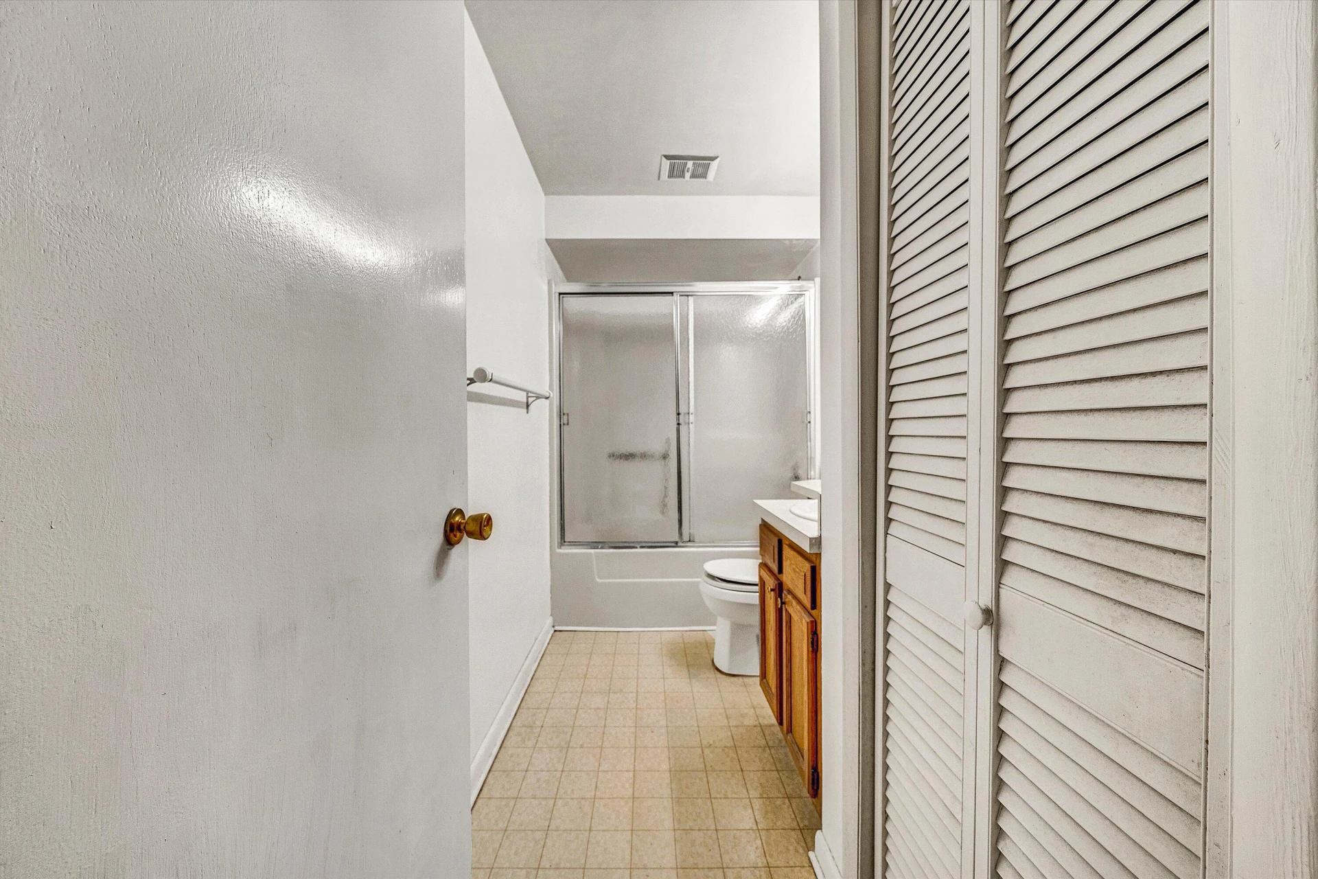 3543 Londonderry LN - Photo 32