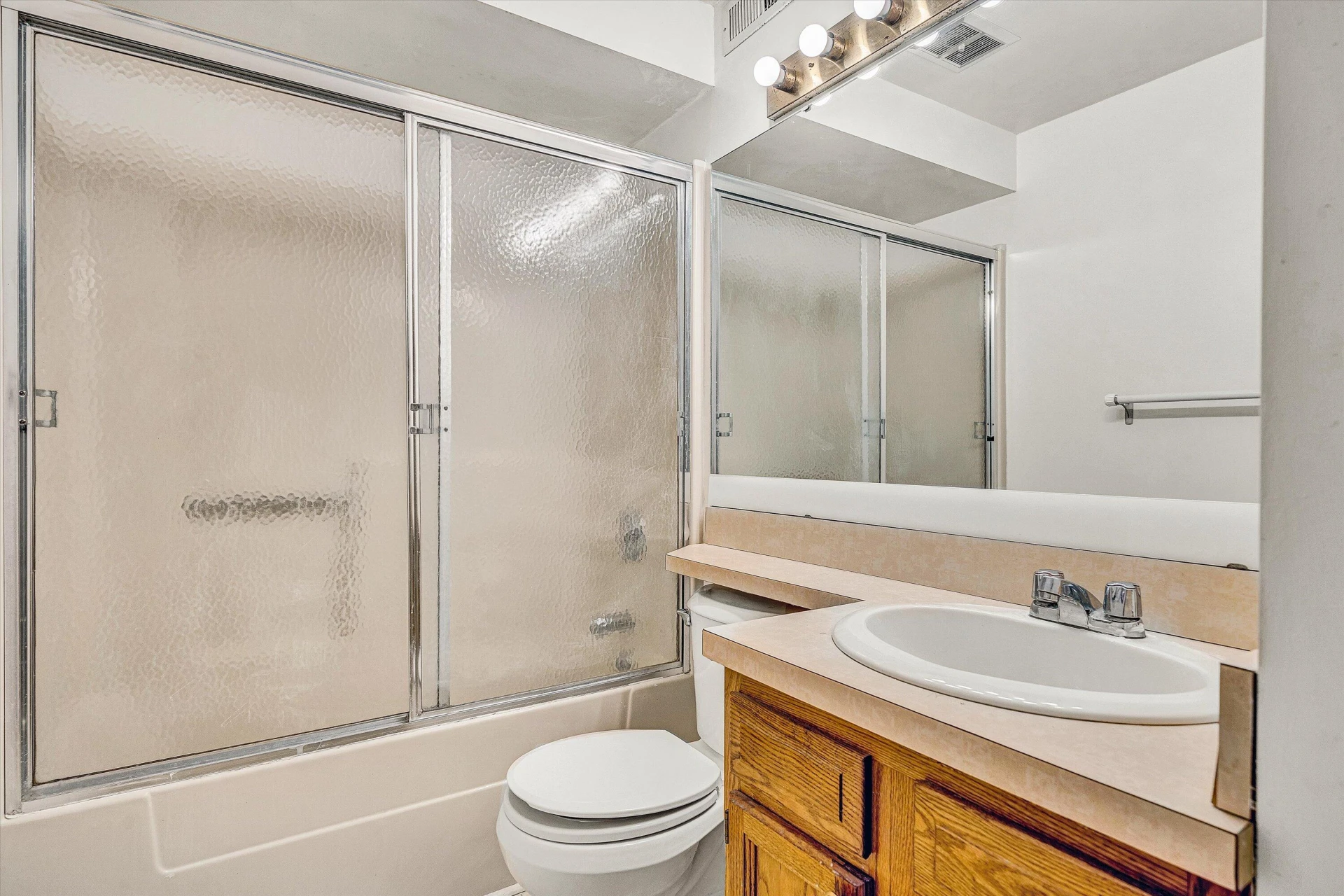 3543 Londonderry LN - Photo 33