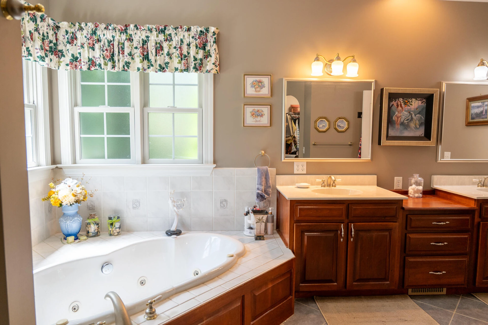 550 Loretto DR - Photo 36
