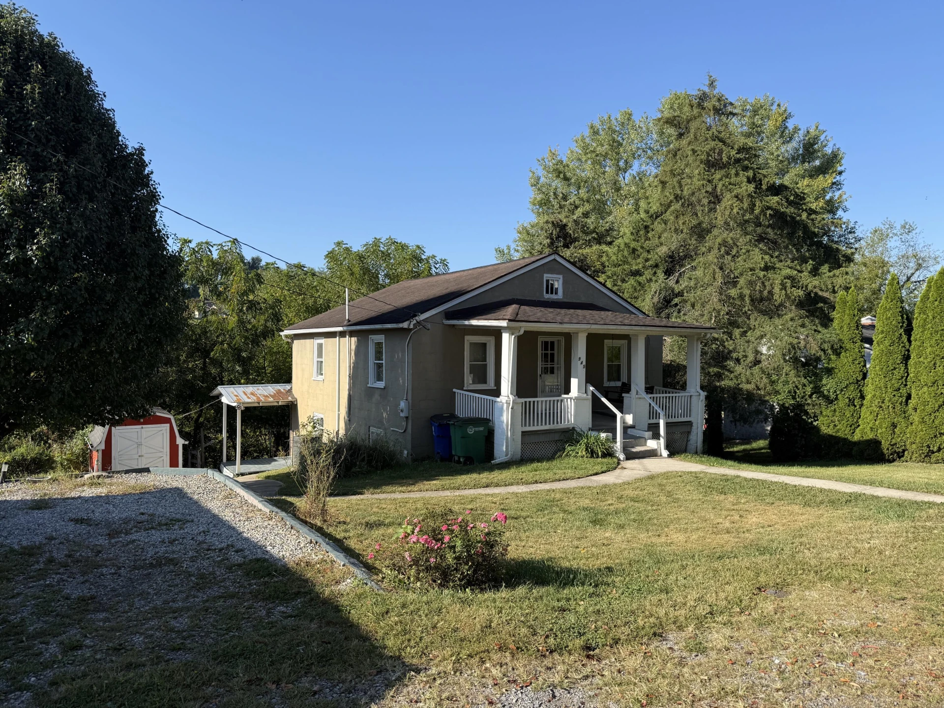 945 Montgomery ST - Photo 26