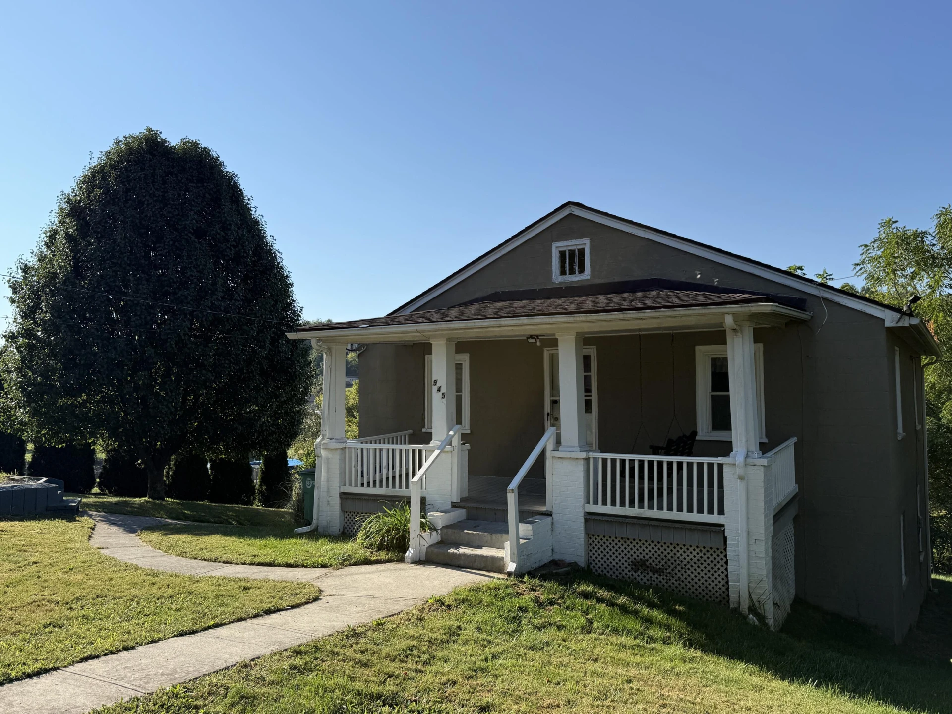 945 Montgomery ST - Photo 27