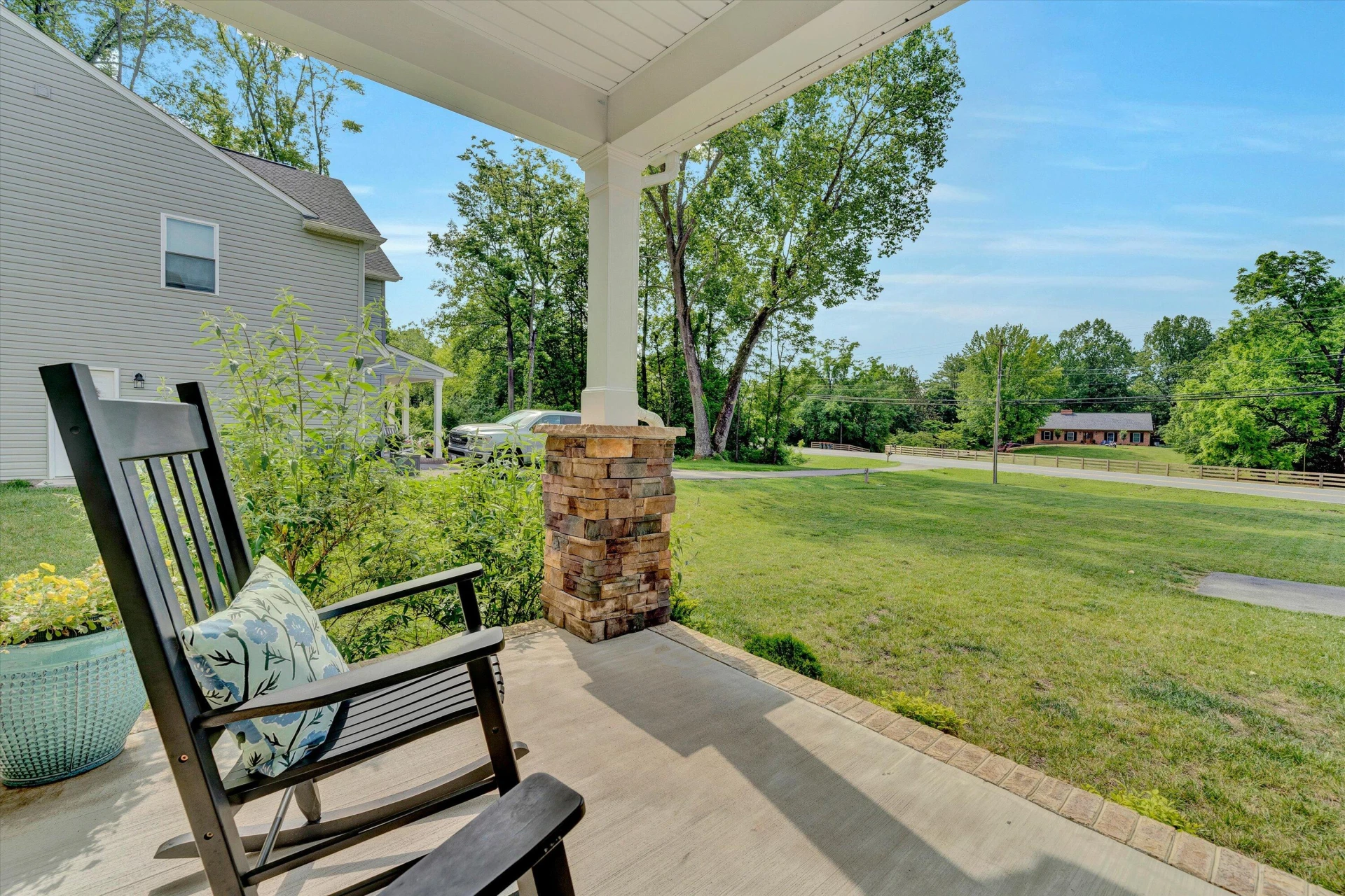 244 Catawba RD - Photo 3