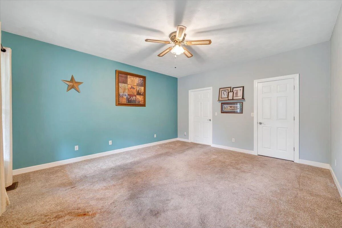 511 White Oak DR - Photo 10
