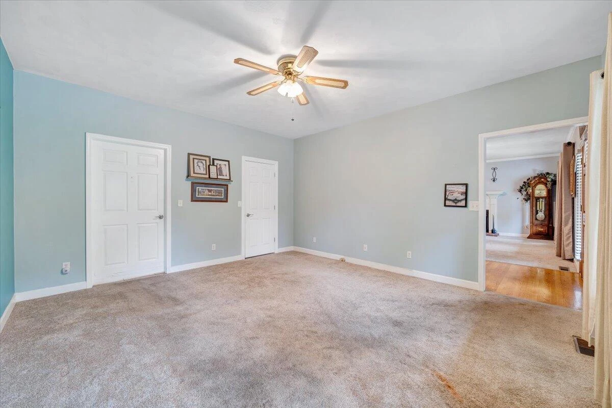 511 White Oak DR - Photo 11