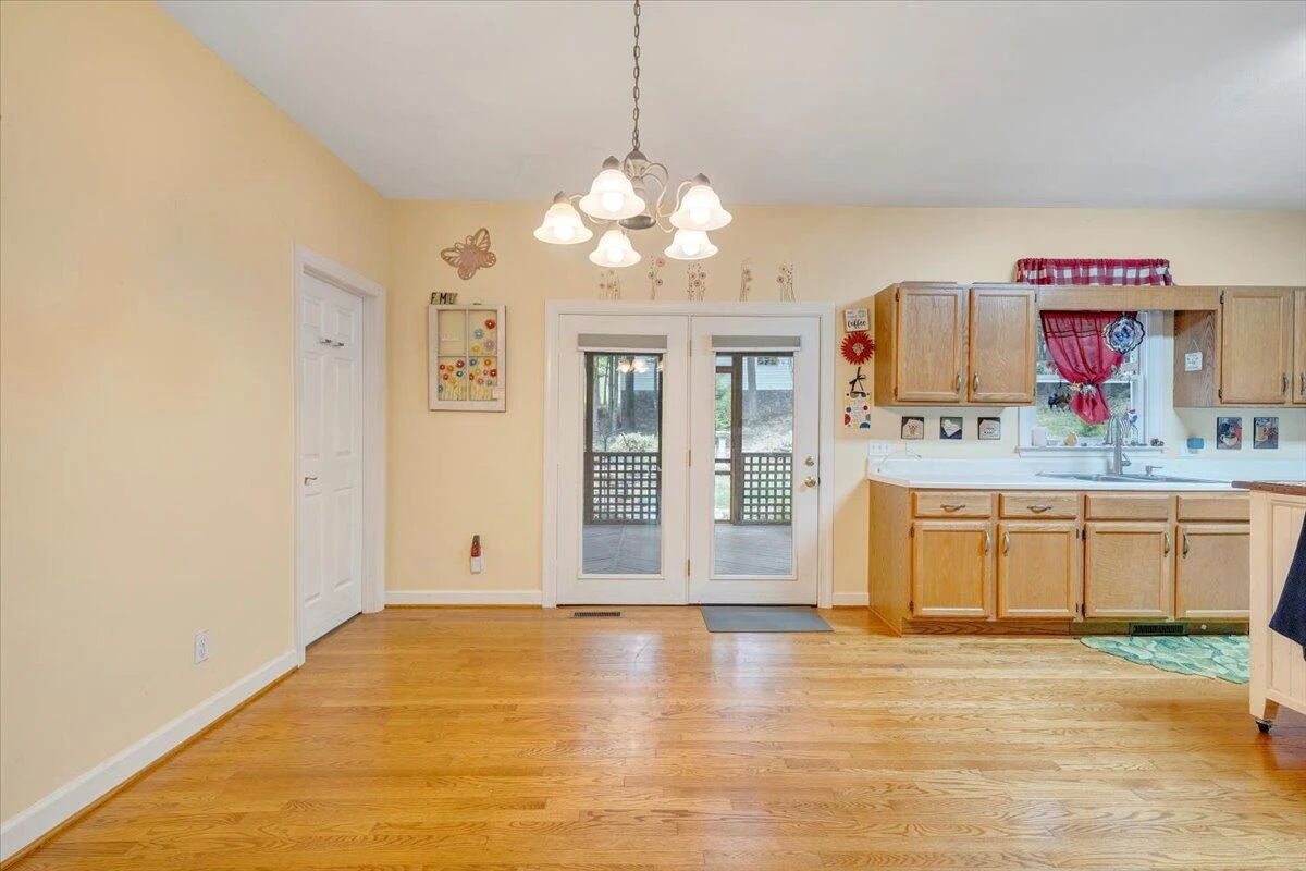 511 White Oak DR - Photo 16