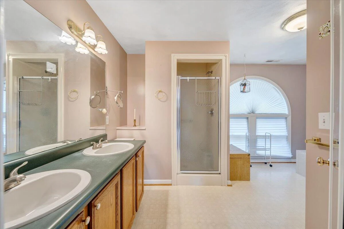 511 White Oak DR - Photo 32