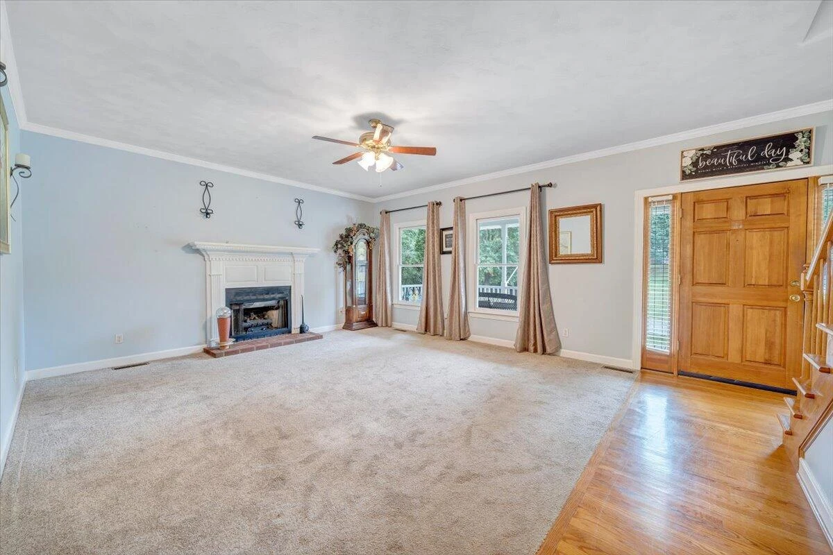 511 White Oak DR - Photo 6