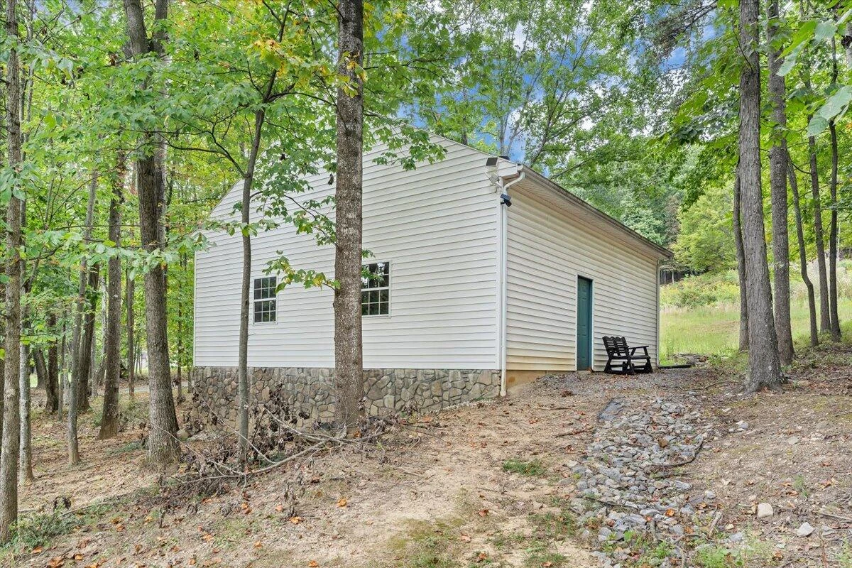 511 White Oak DR - Photo 64