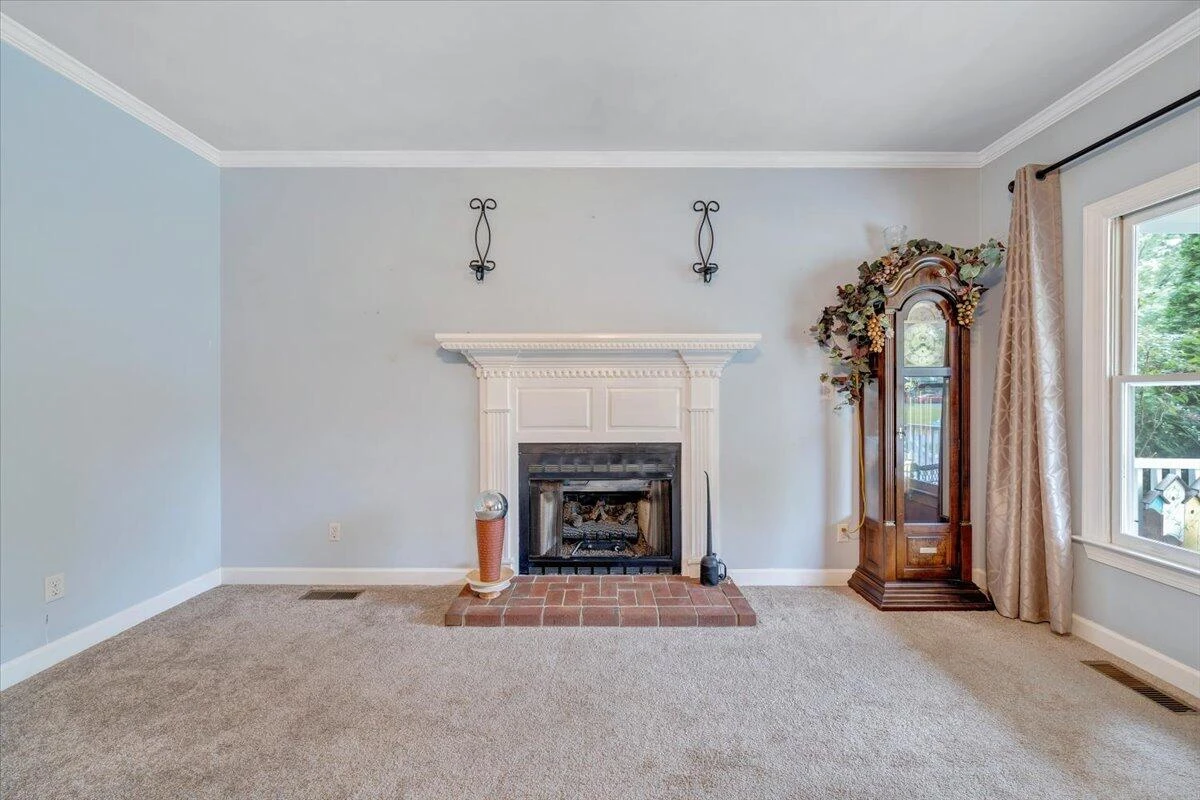 511 White Oak DR - Photo 7
