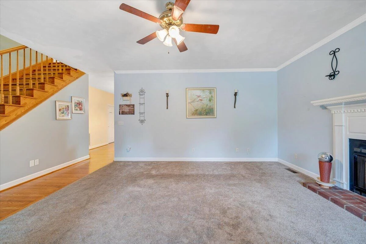 511 White Oak DR - Photo 9