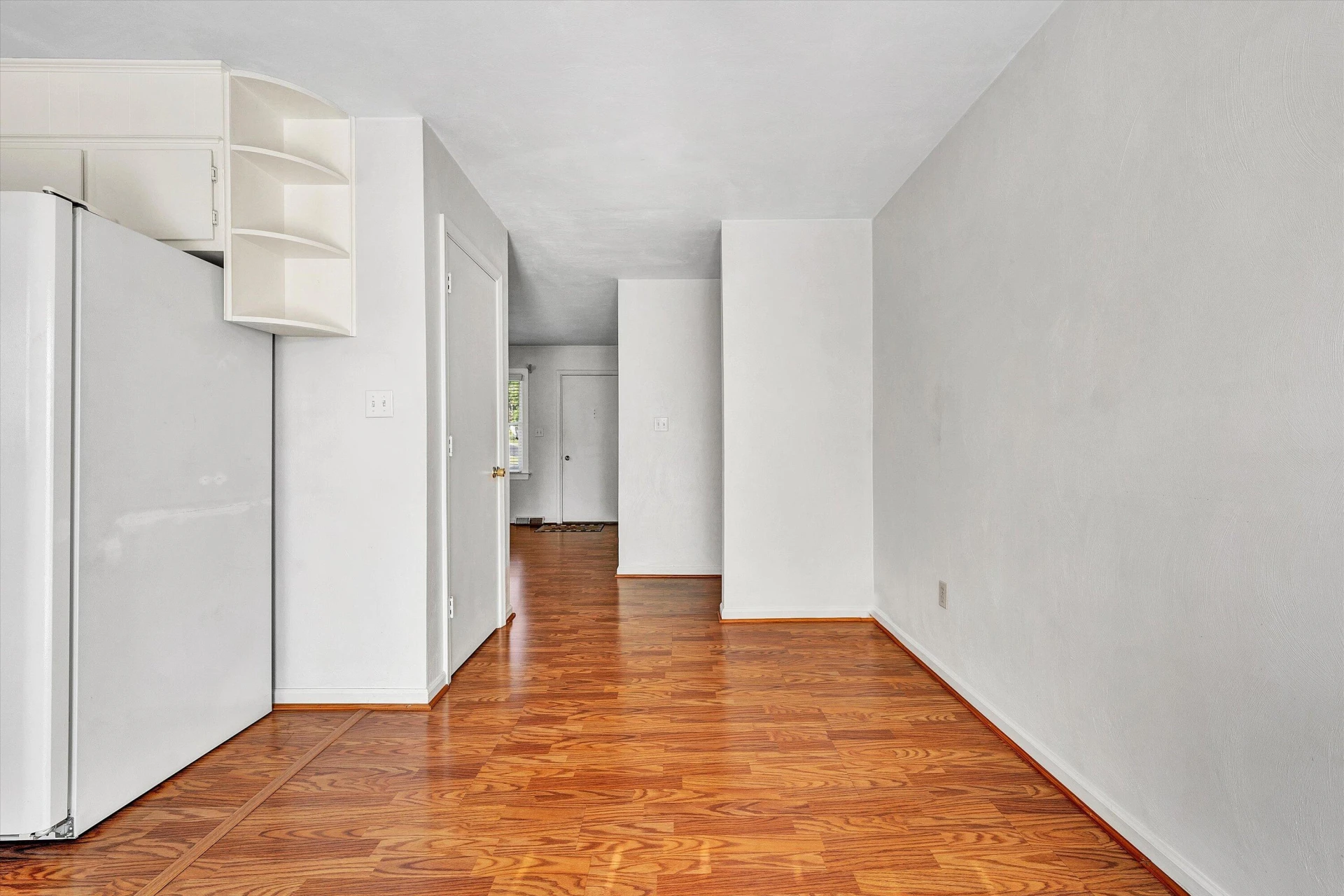 144 Lenox CIR - Photo 12