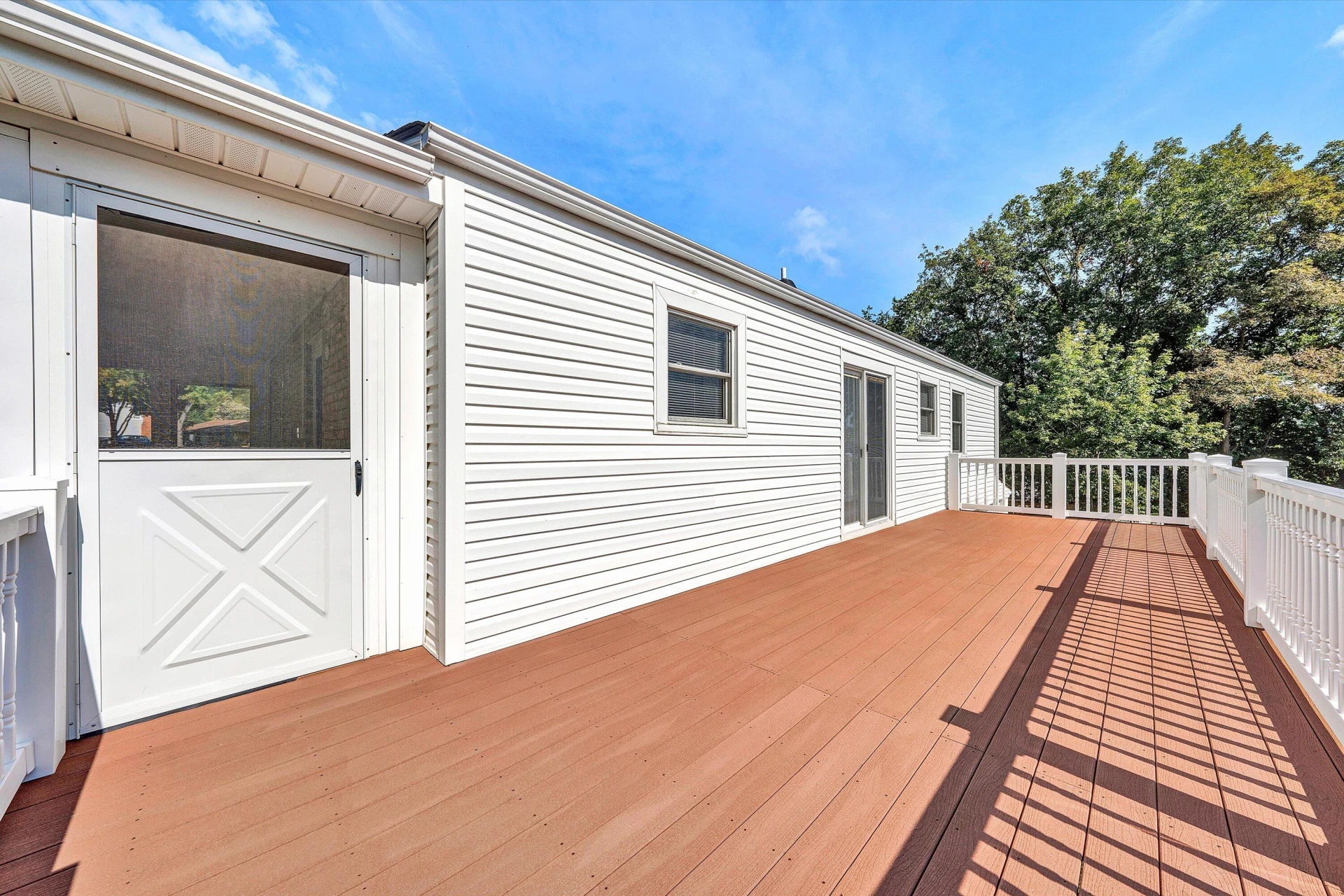 144 Lenox CIR - Photo 16