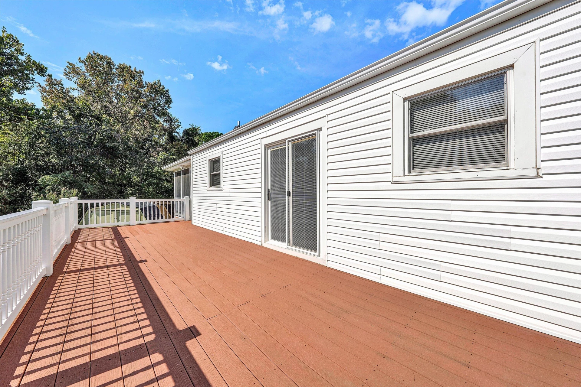 144 Lenox CIR - Photo 18