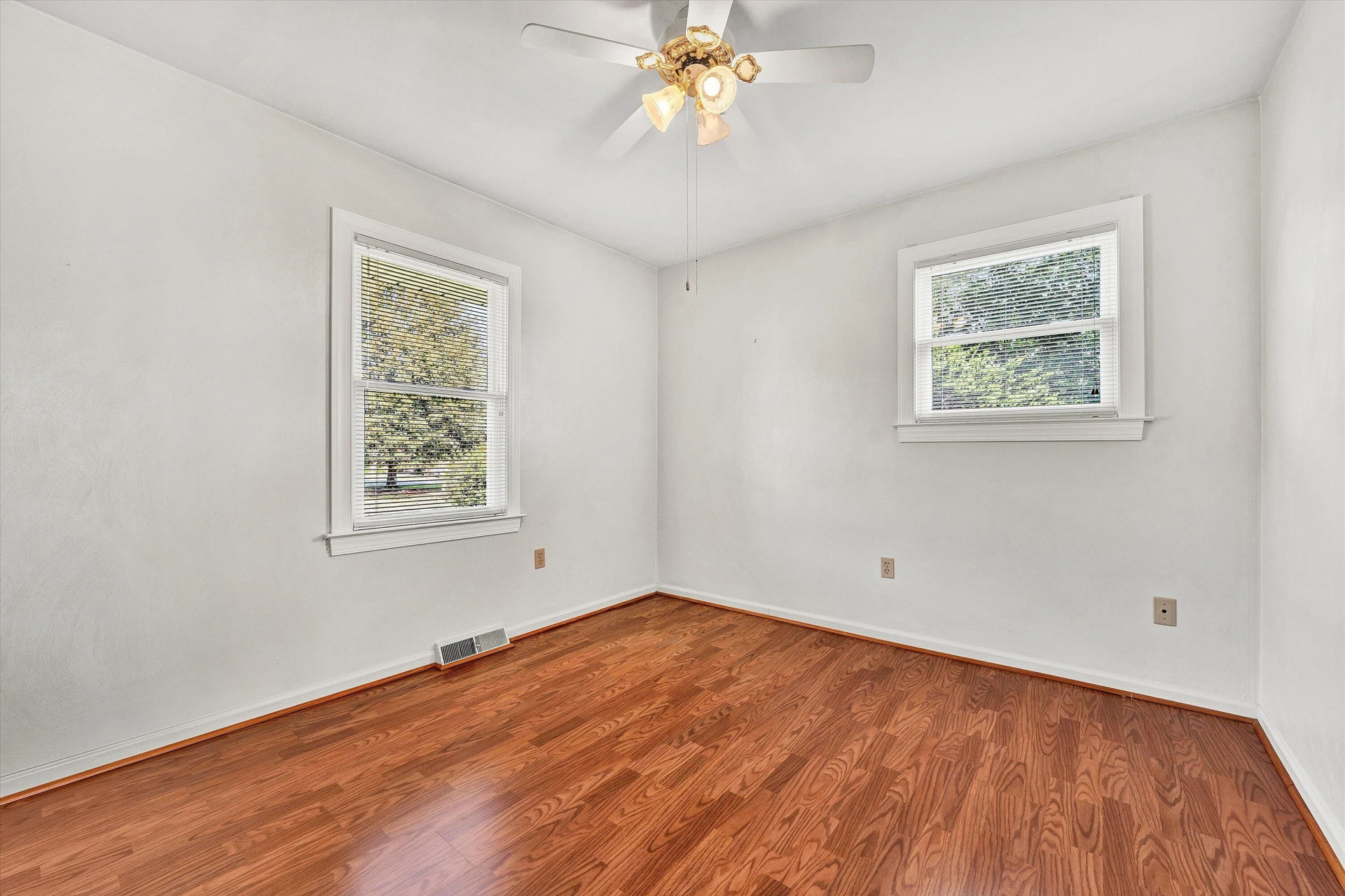 144 Lenox CIR - Photo 27