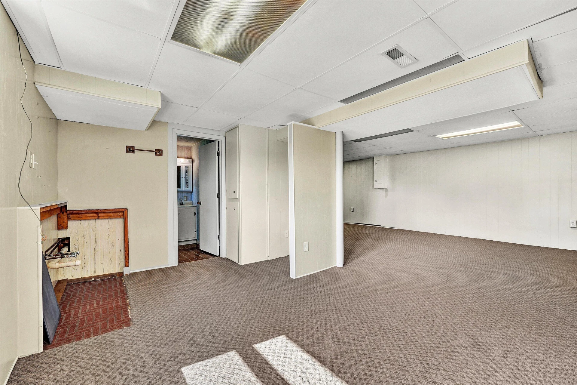 144 Lenox CIR - Photo 37