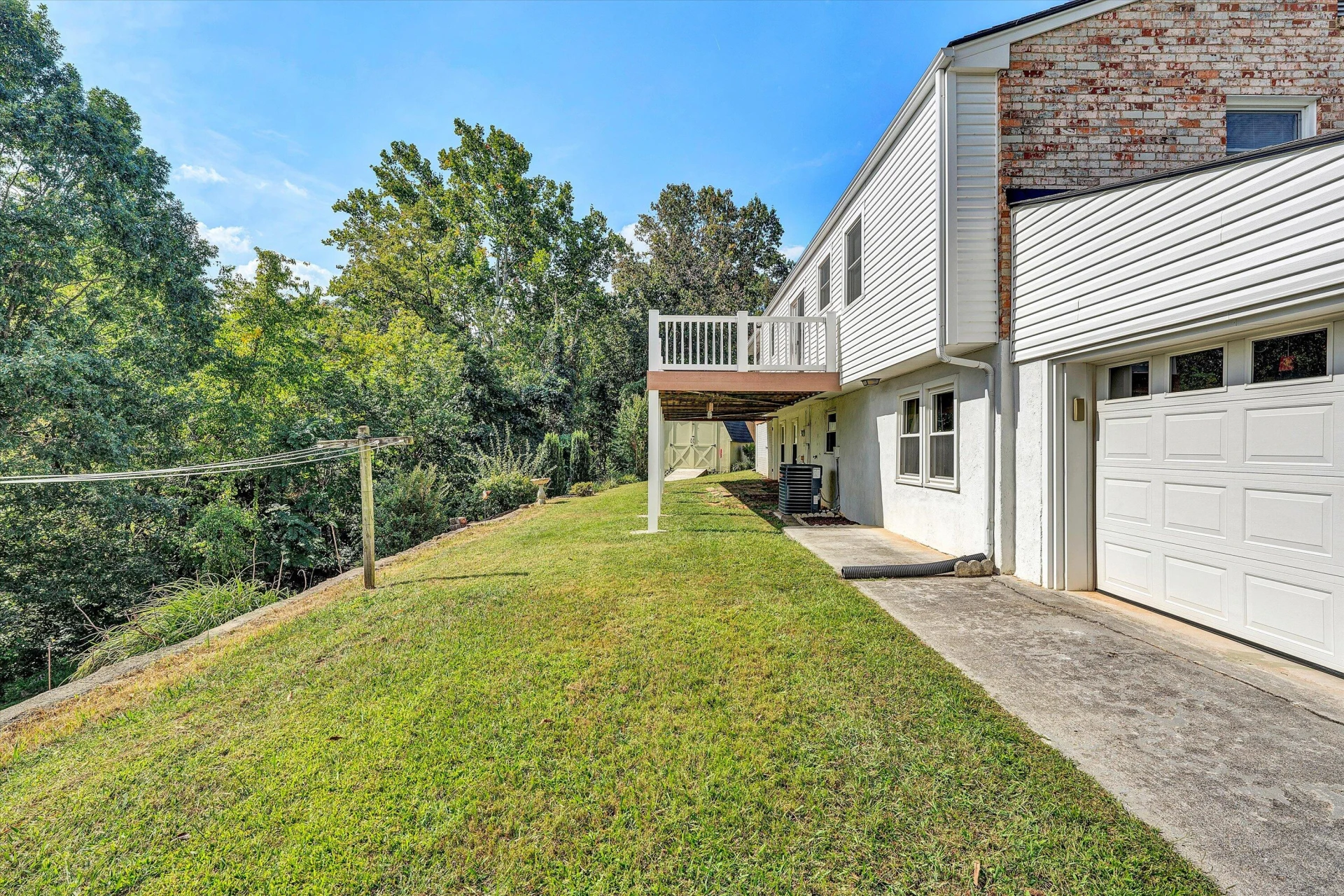 144 Lenox CIR - Photo 48