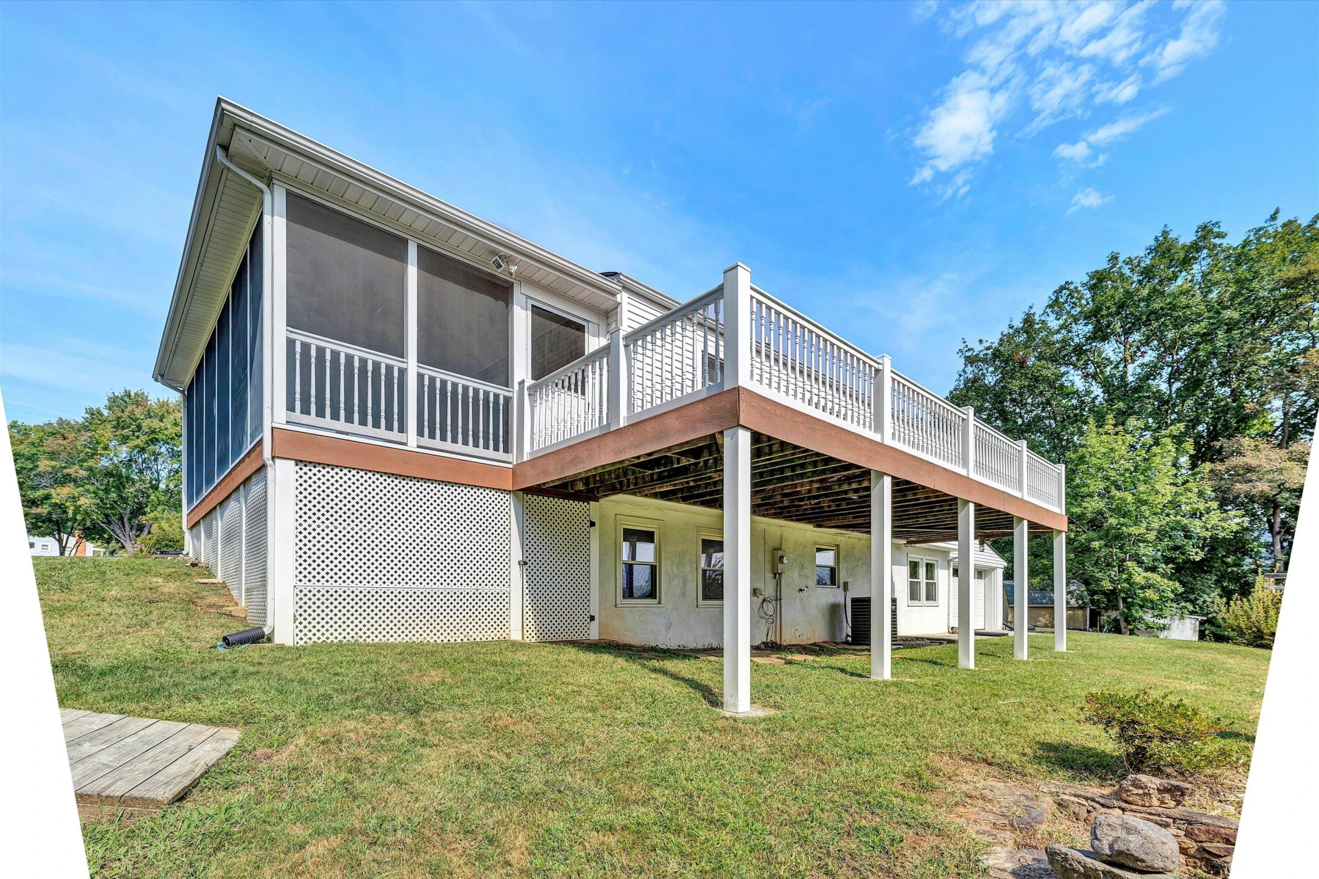 144 Lenox CIR - Photo 49