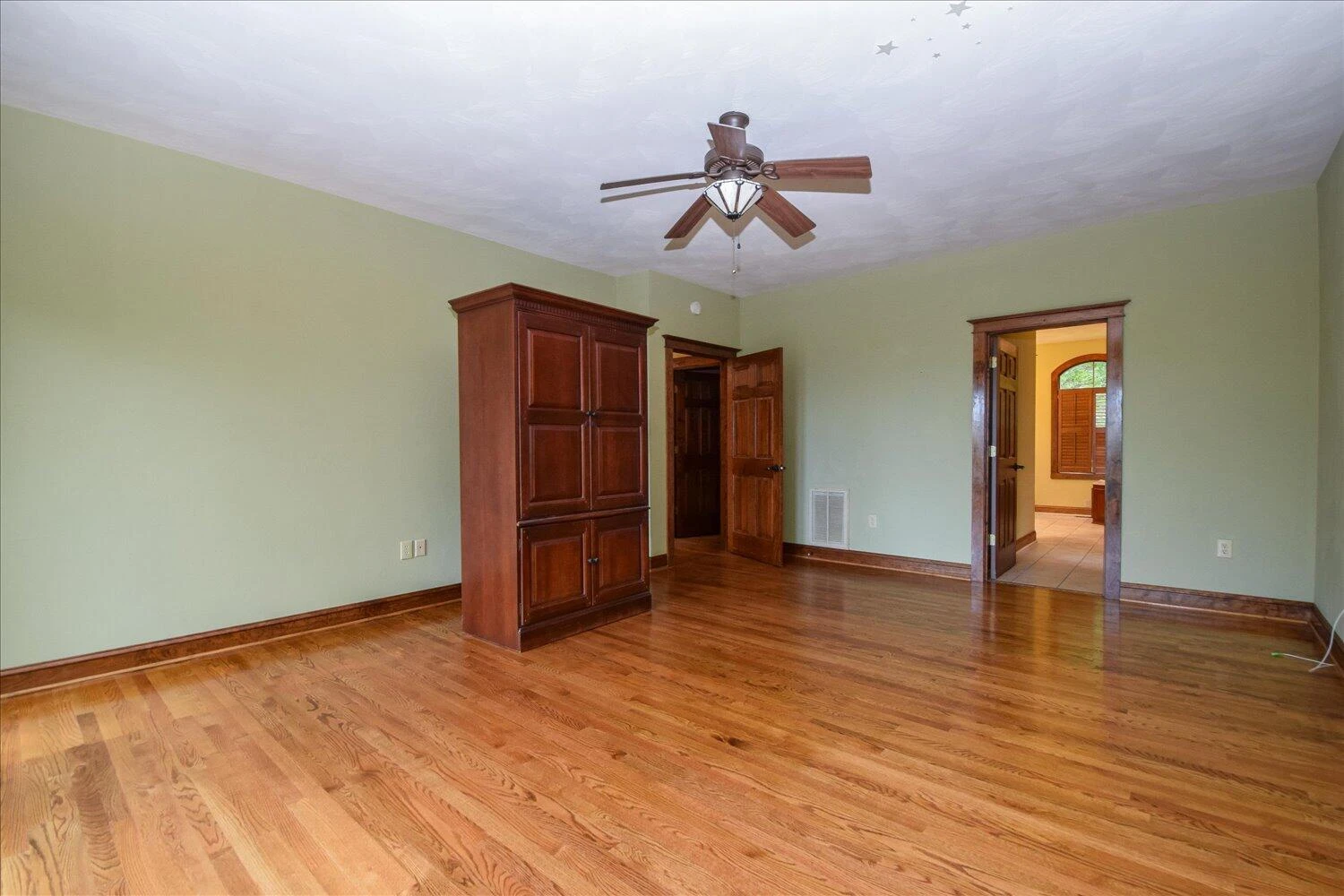 1020 Overlook PKWY - Photo 17