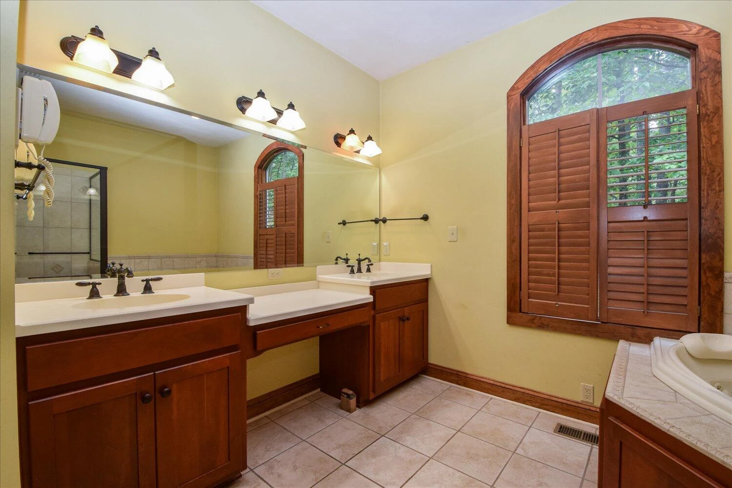 1020 Overlook PKWY - Photo 18